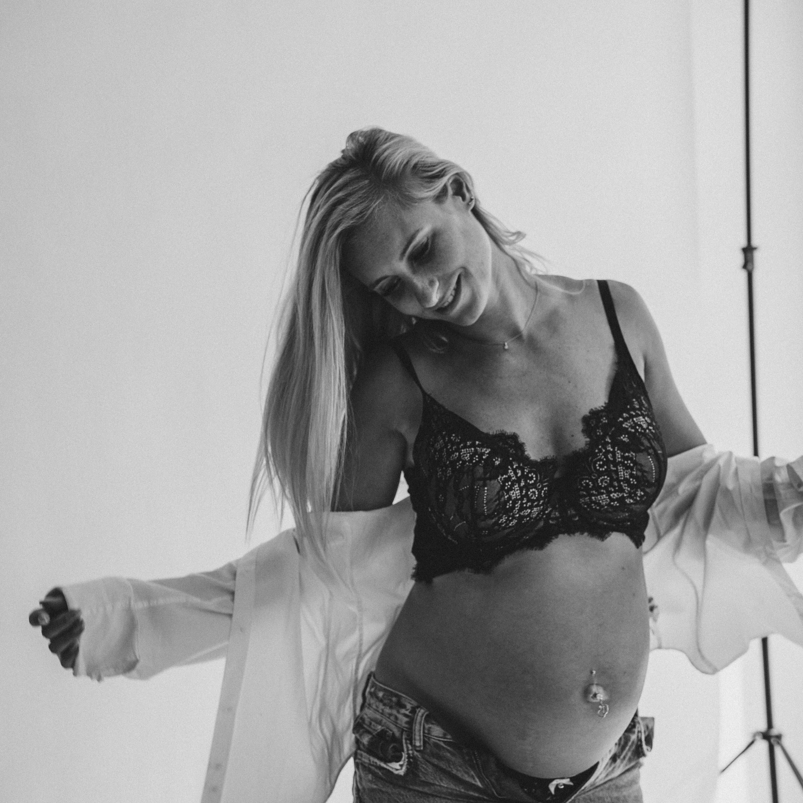 Portrait Photographer in Berlin Daria Doch Schwangerschaftsfotos