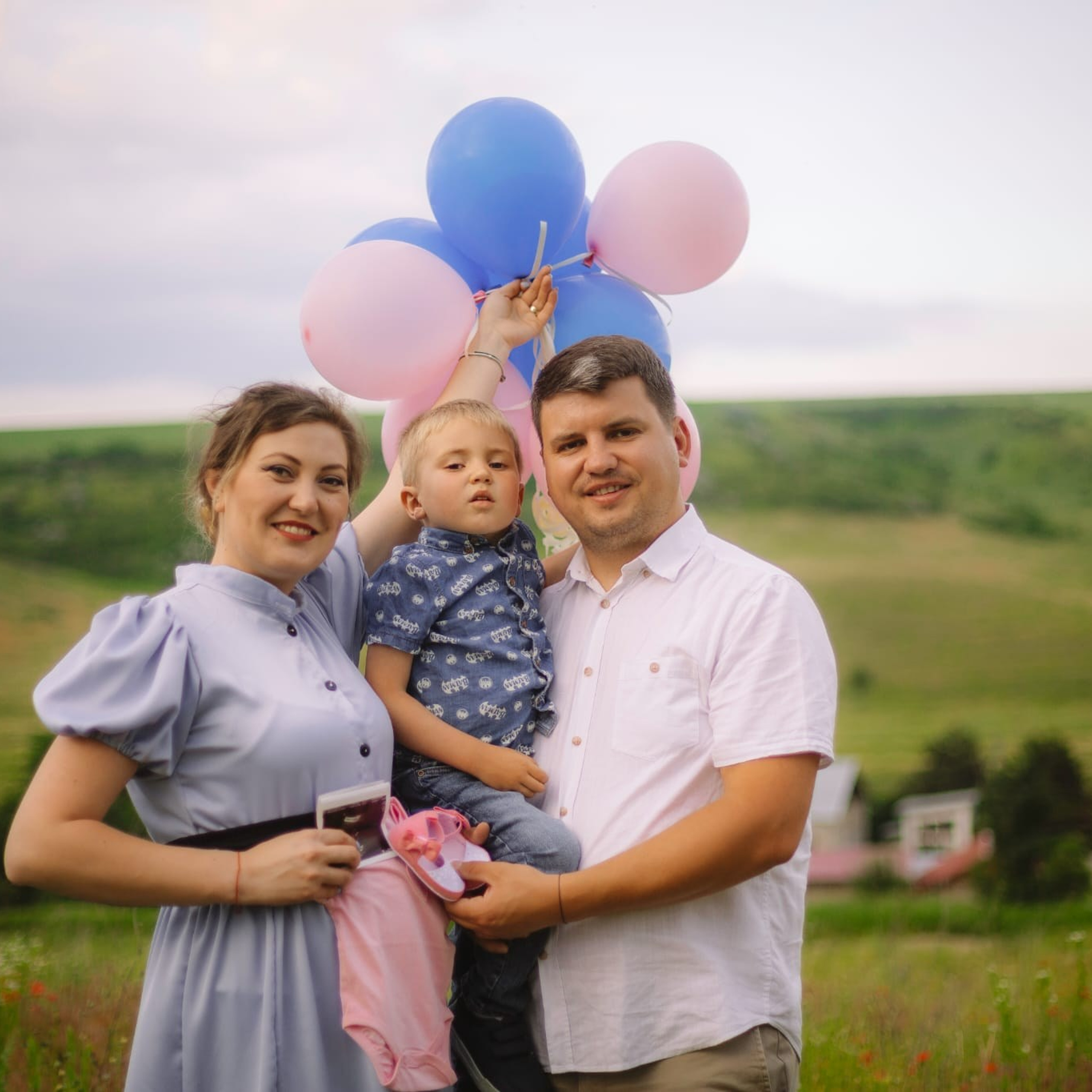 Recenzii. Fotograf București, România