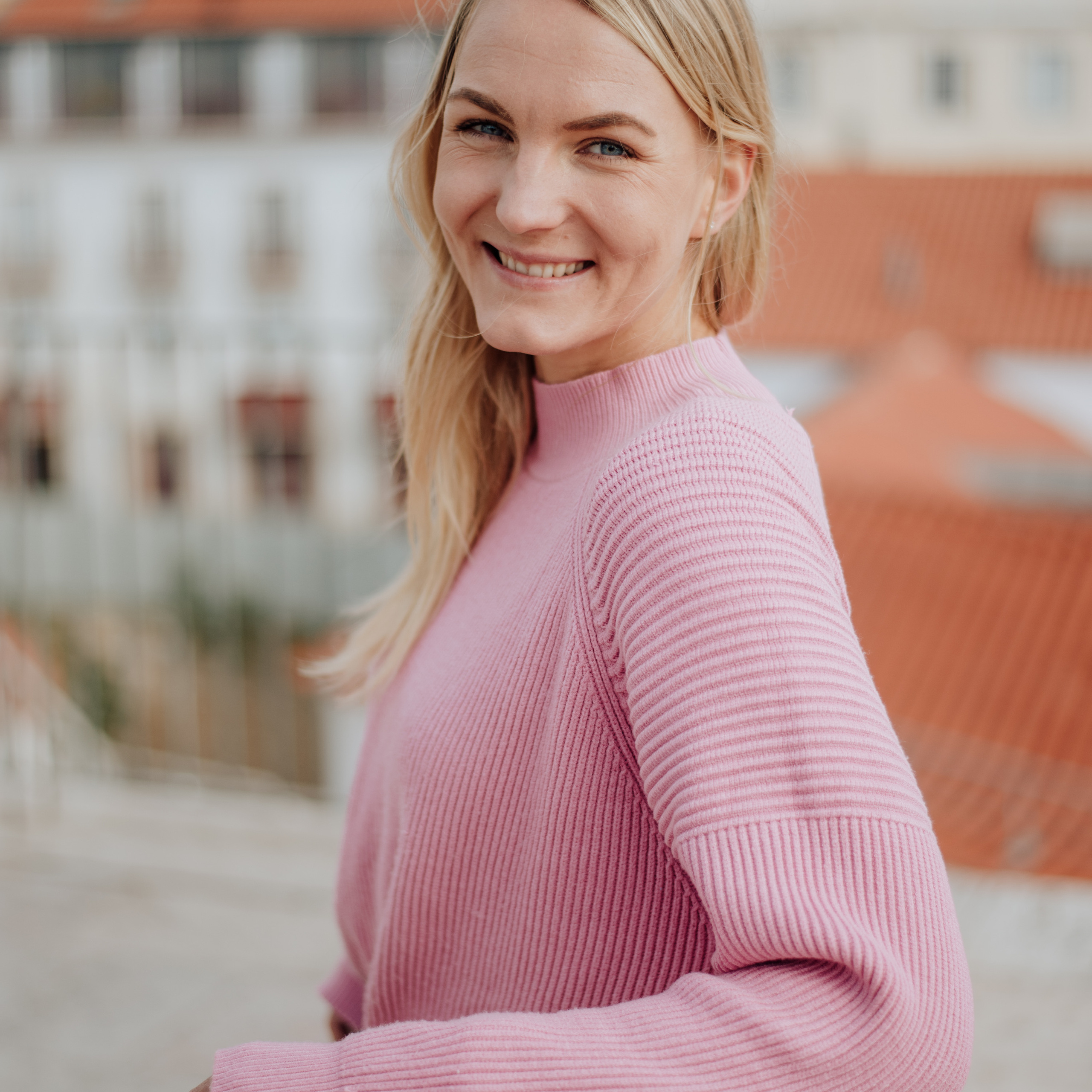 Testimonials. Lifestyle, wedding and family photographer