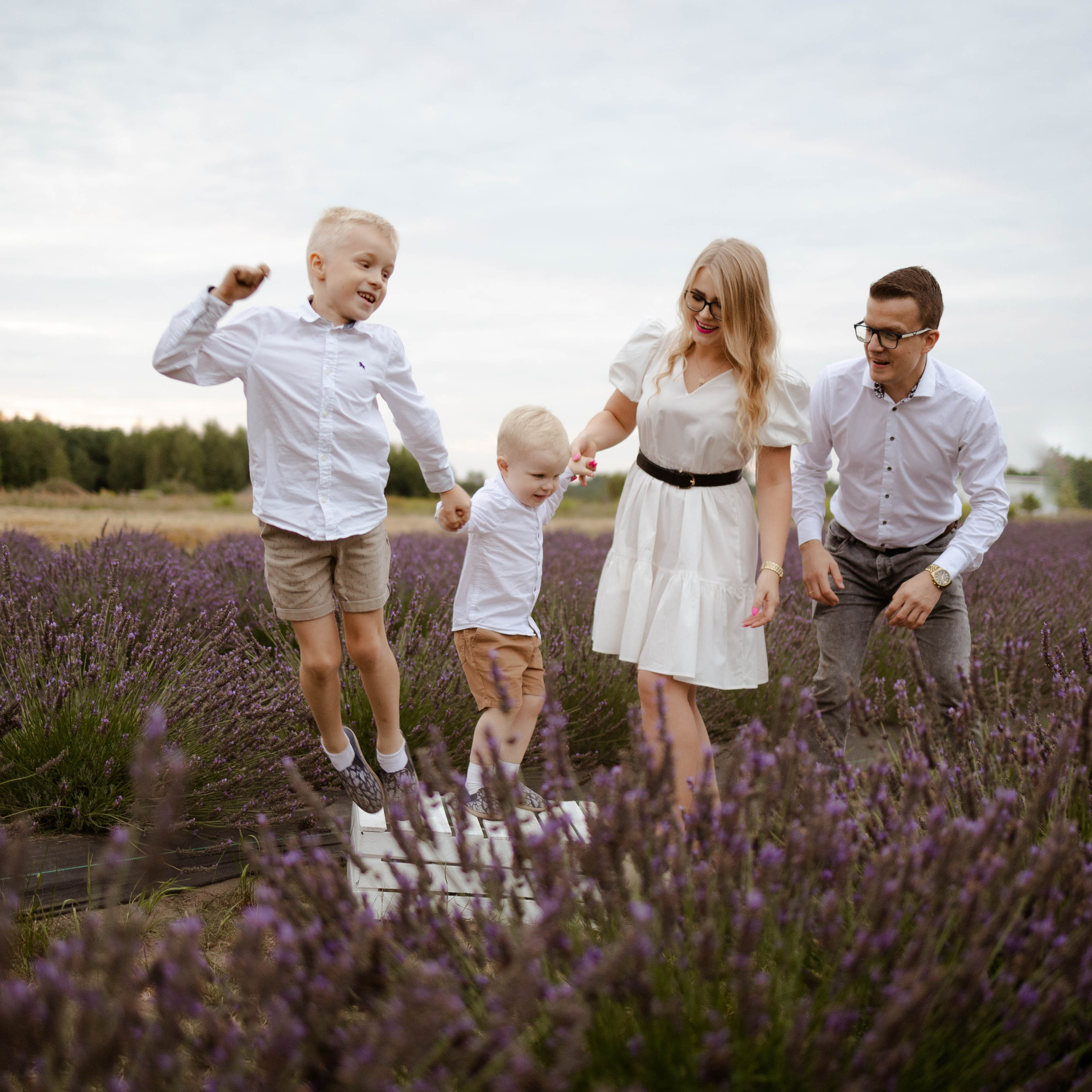 Lawendowa sesja rodzinna