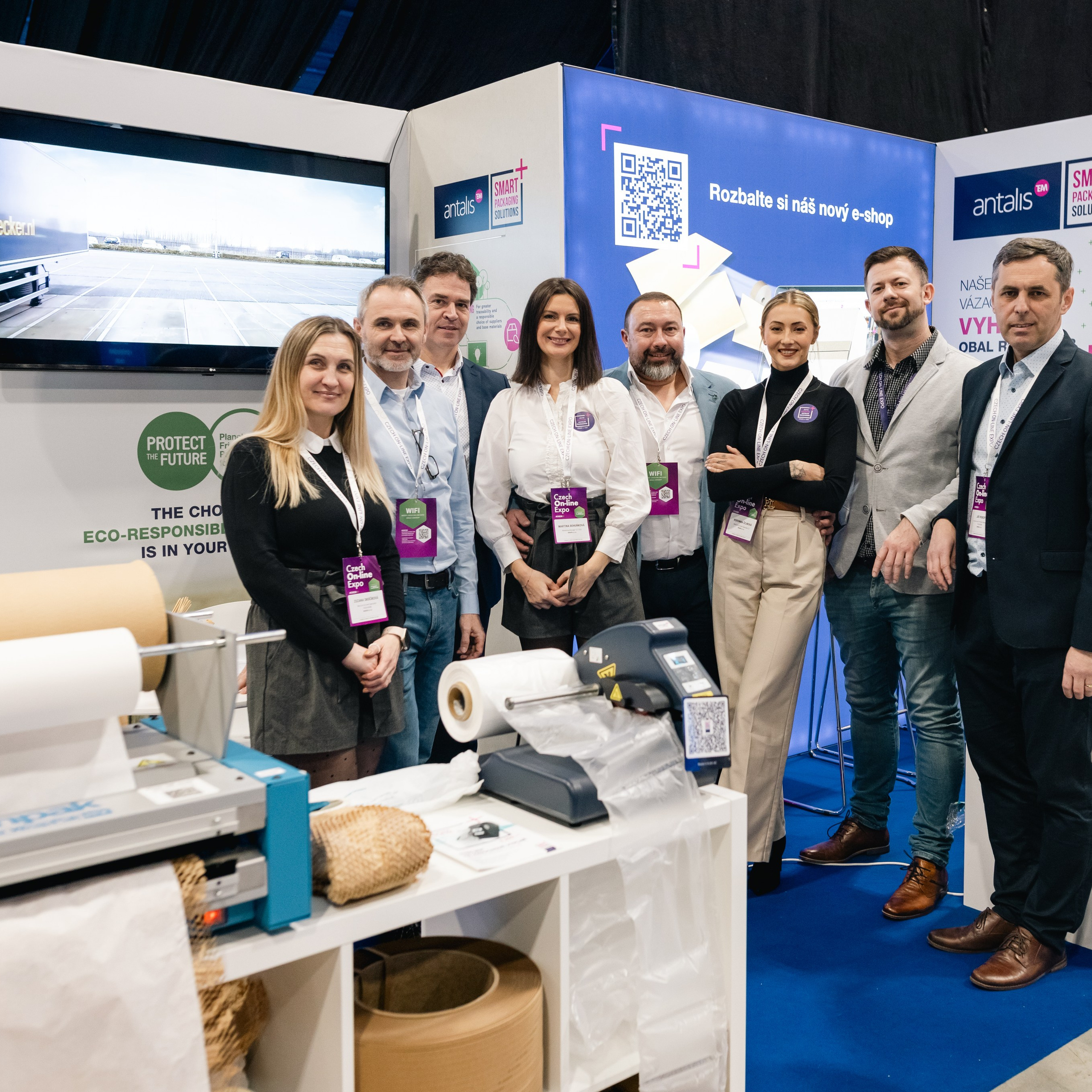 Recenze. Dana Lišková — Empatická fotografka | Introspektivní umělkyně | Neurodivergentní koučka| Zakladatelka Artepy.cz