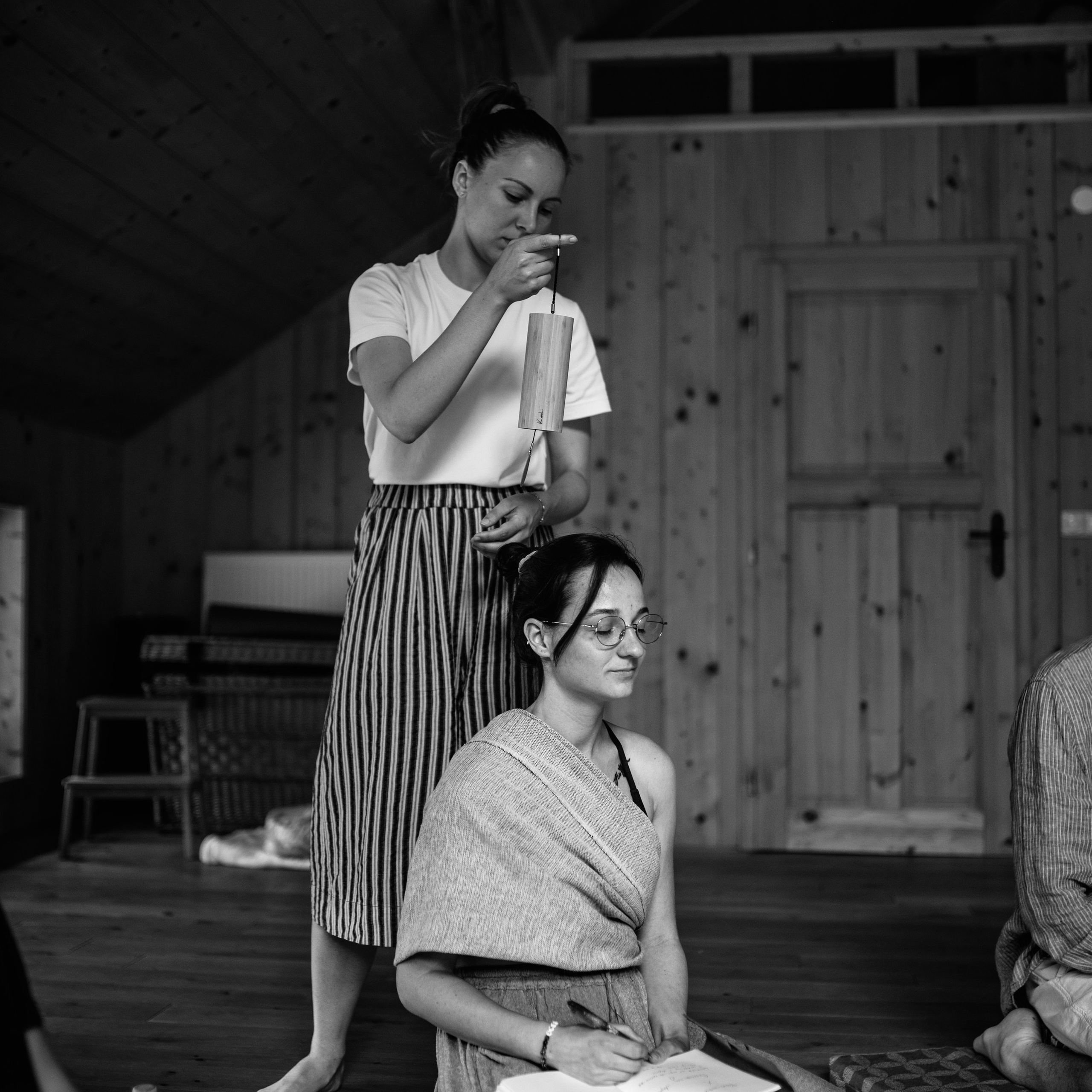 ABOUT. Dana Lišková — Empathetic Photographer | Introspective Artist |Neurodivergent Coach | Founder of Artepy.cz