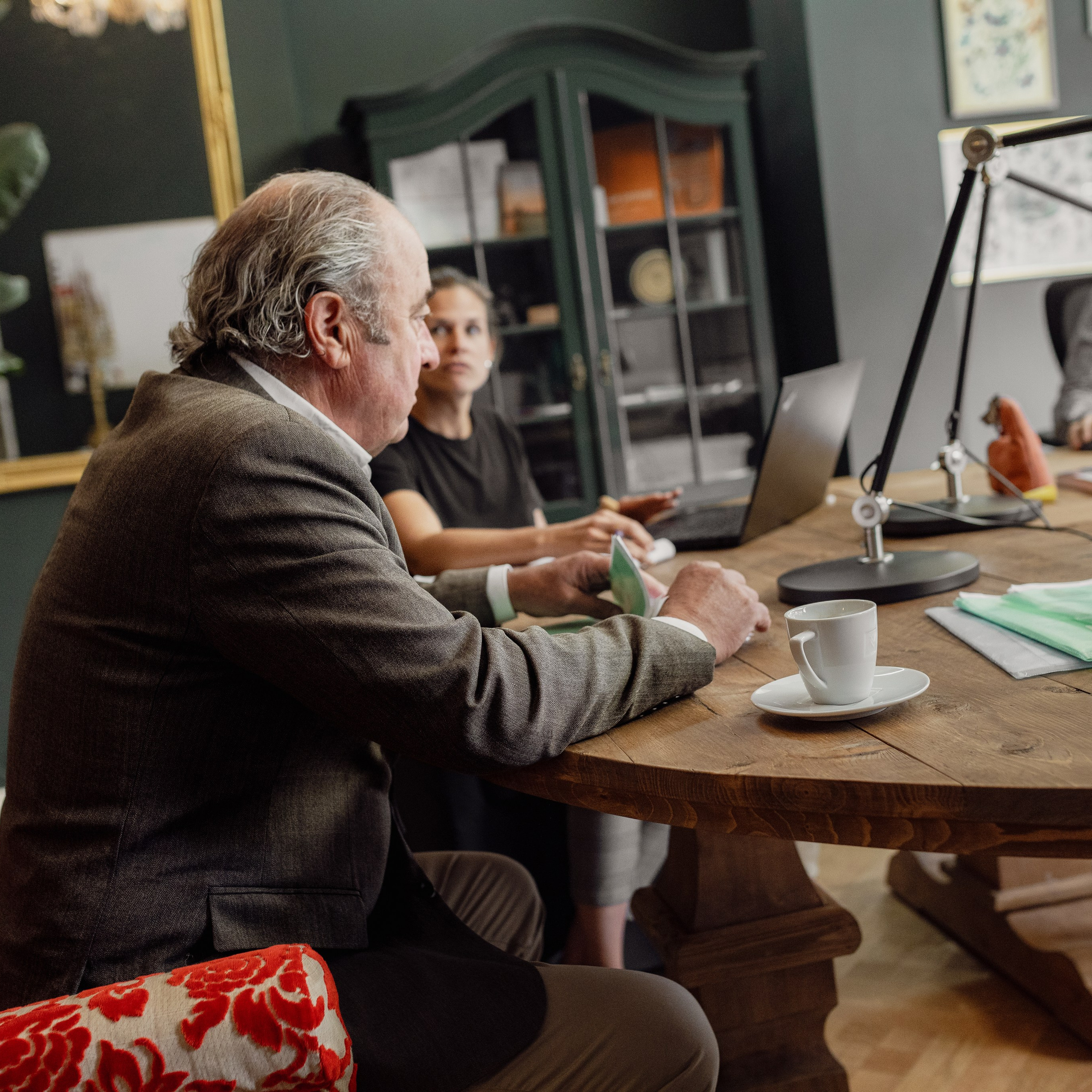 Recenze. Dana Lišková — Empatická fotografka | Introspektivní umělkyně | Neurodivergentní koučka| Zakladatelka Artepy.cz