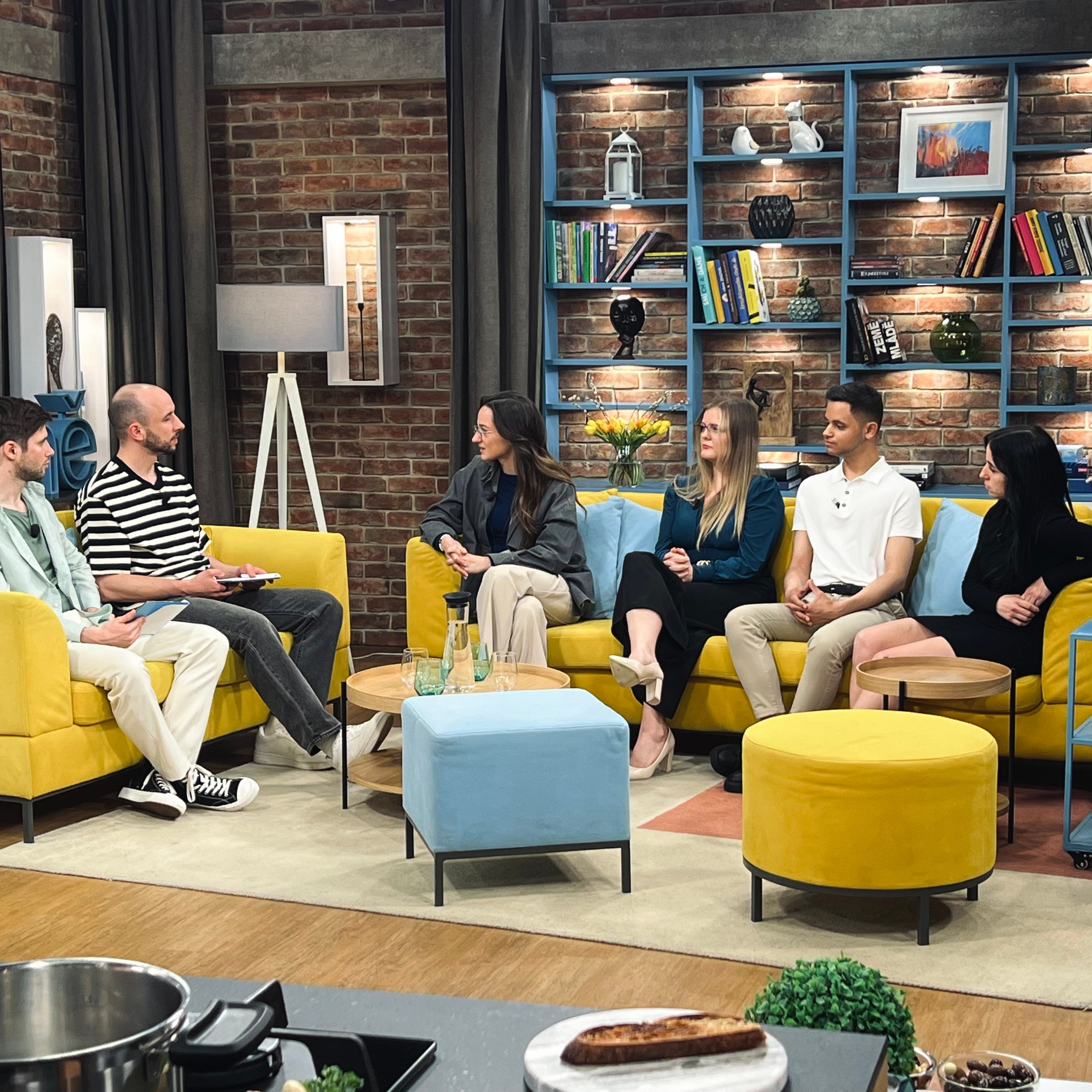 ABOUT. Dana Lišková — Empathetic Photographer | Introspective Artist |Neurodivergent Coach | Founder of Artepy.cz