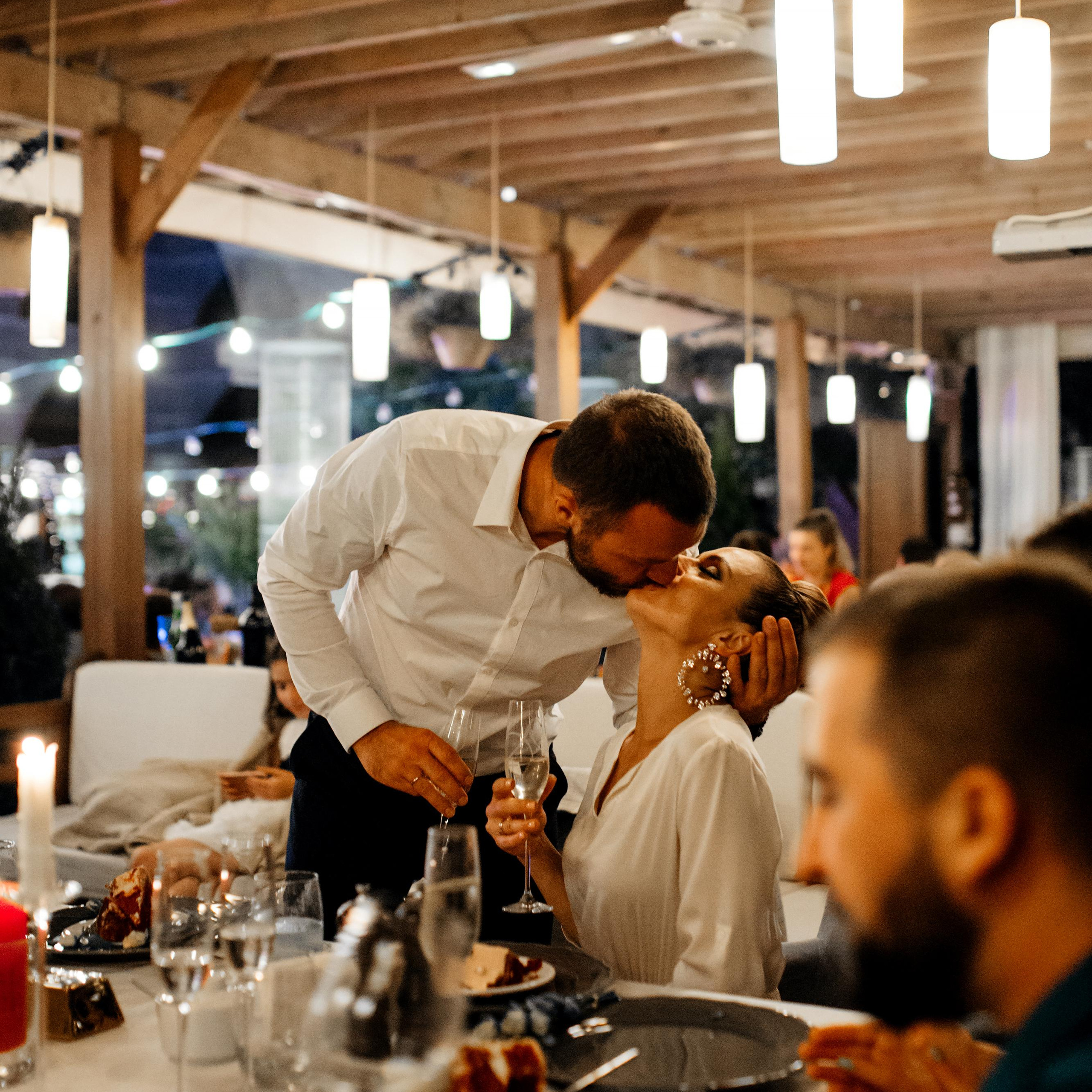 Wedding photographer in Prague Anastasiia Bulakh