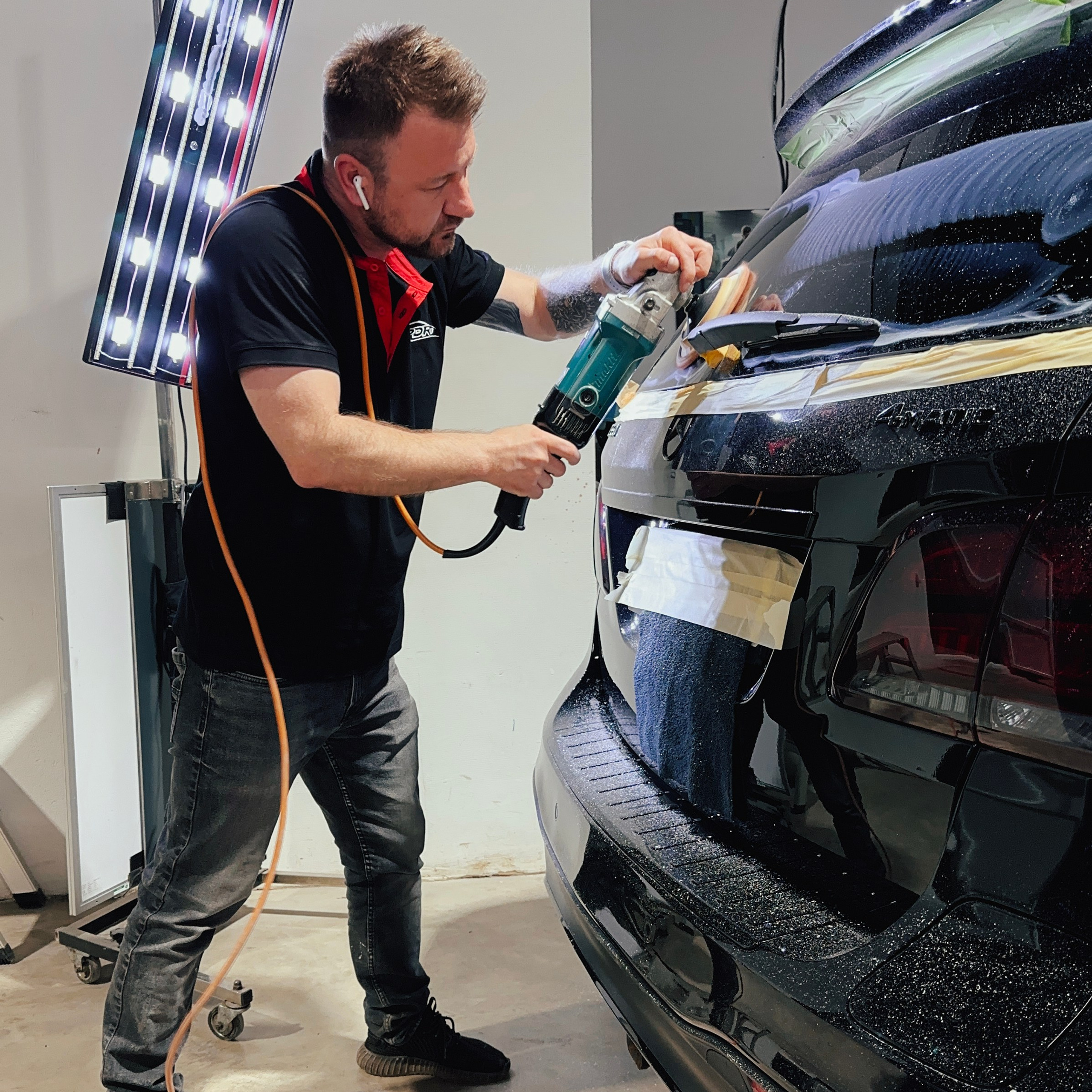 полировка стекла авто кишинев молдова от 1600 лей узнать точную цену приезжайте на осмотр 