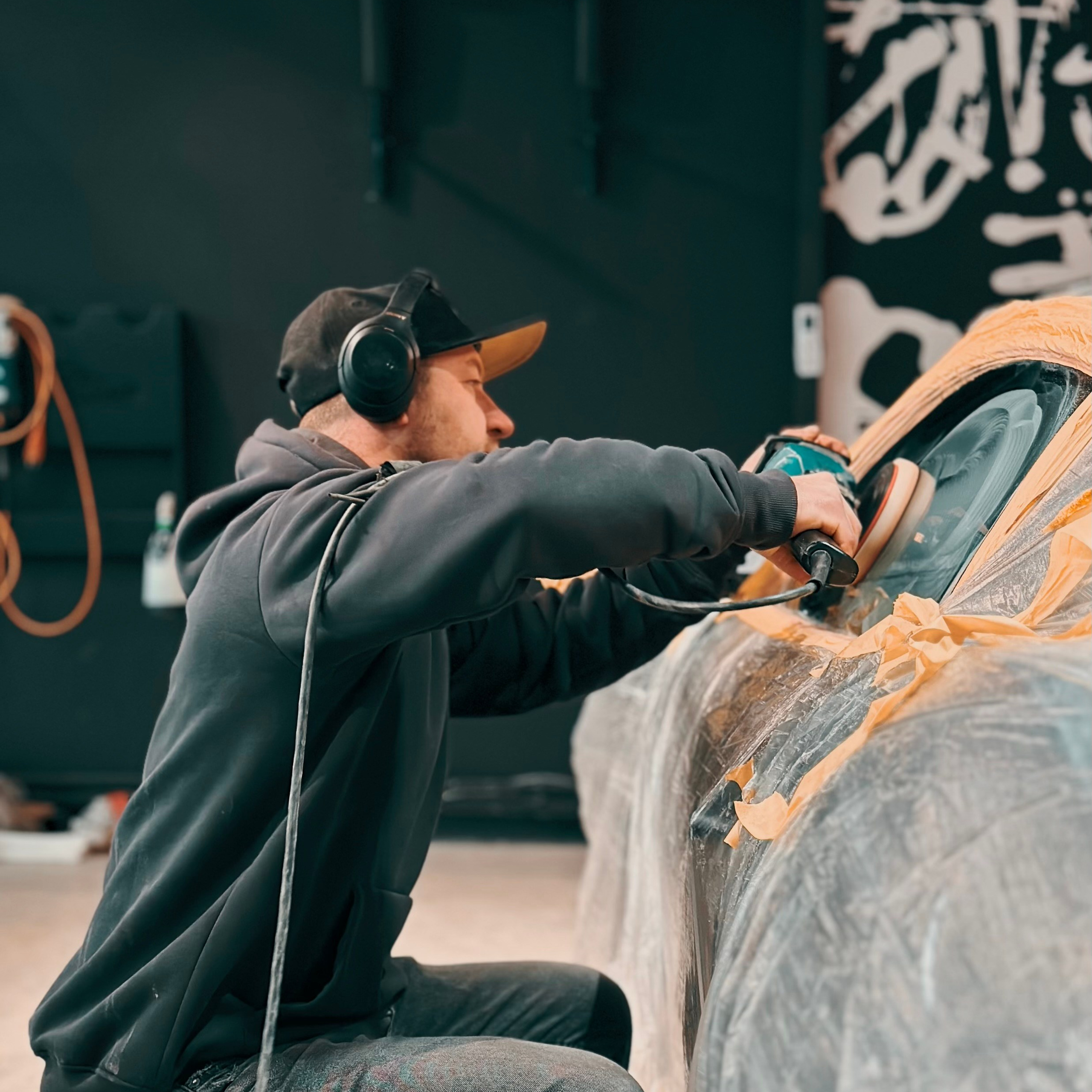 Полировка стекла: простые шаги для зеркального эффекта Кишинев Молдова узнать цену 