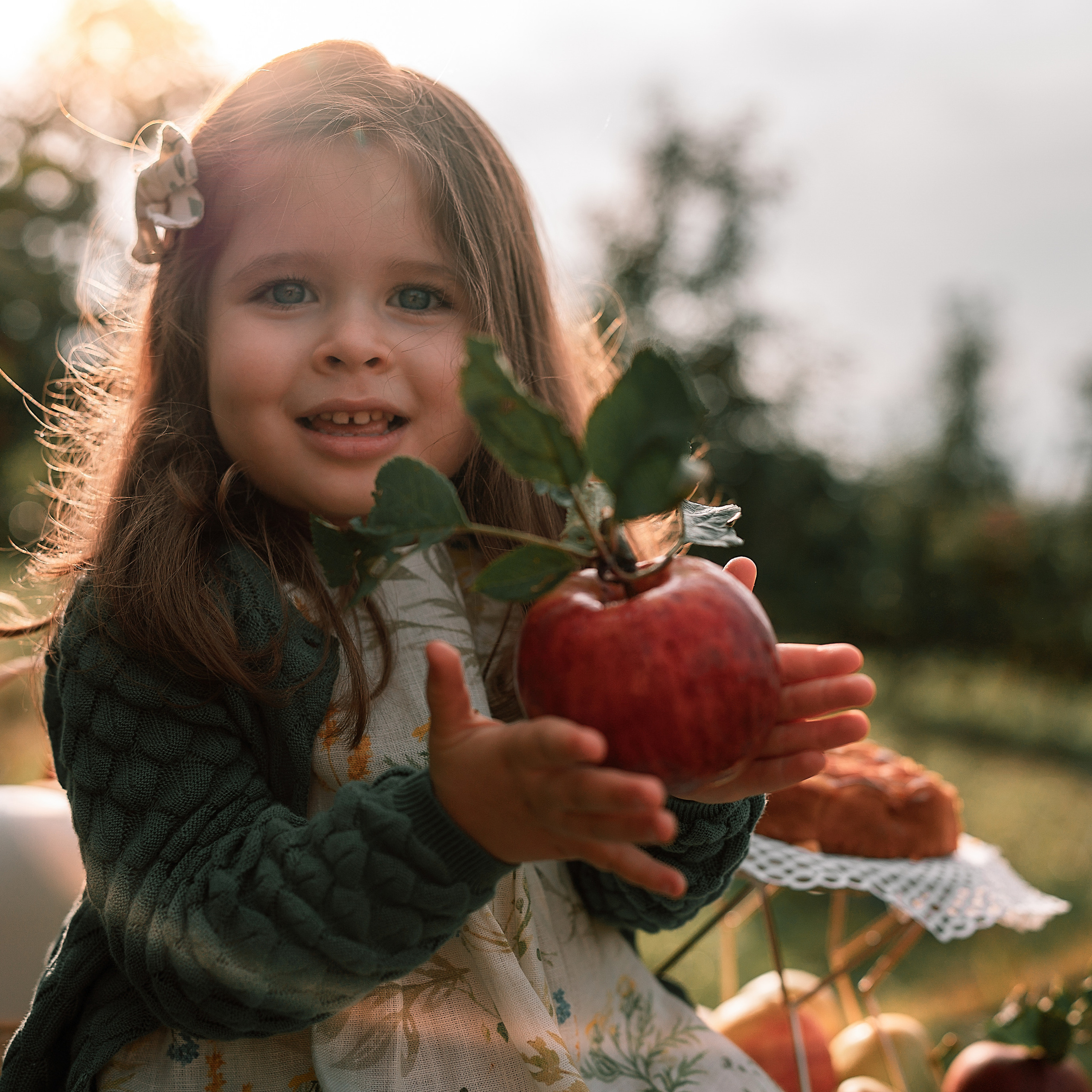 Яблочный сад