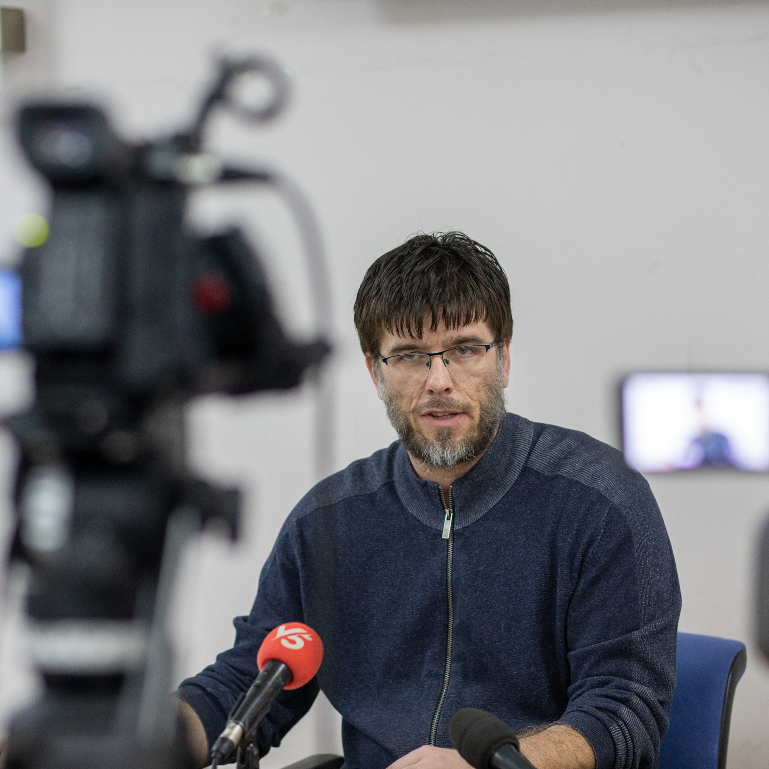 Одржана КЗН о иницијативи за смену Председнице Скупштине Снежане Ракић (СНС). Lokalni Front VA