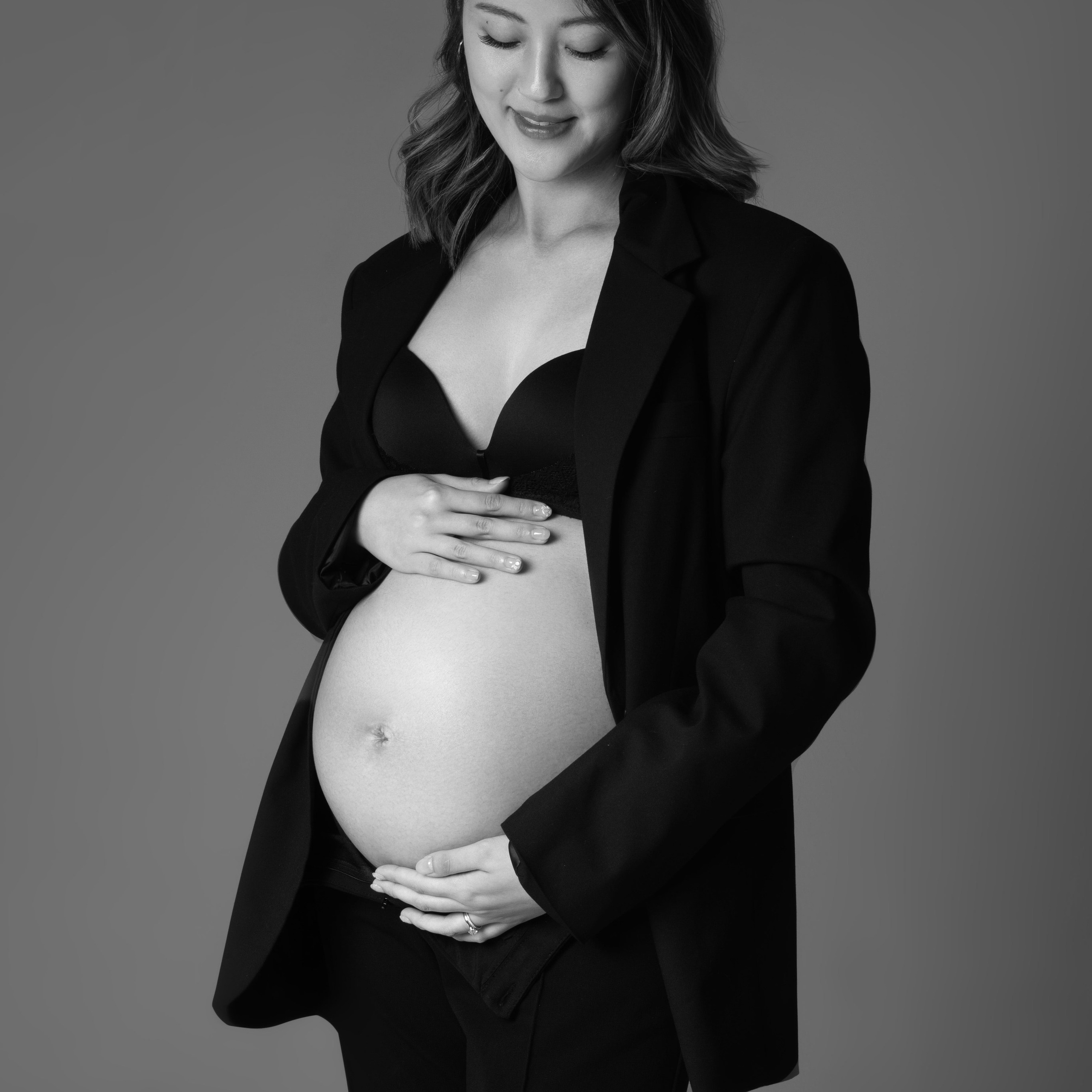Reviews. Julia Kuzmovych personal and pregnancy photographer in London