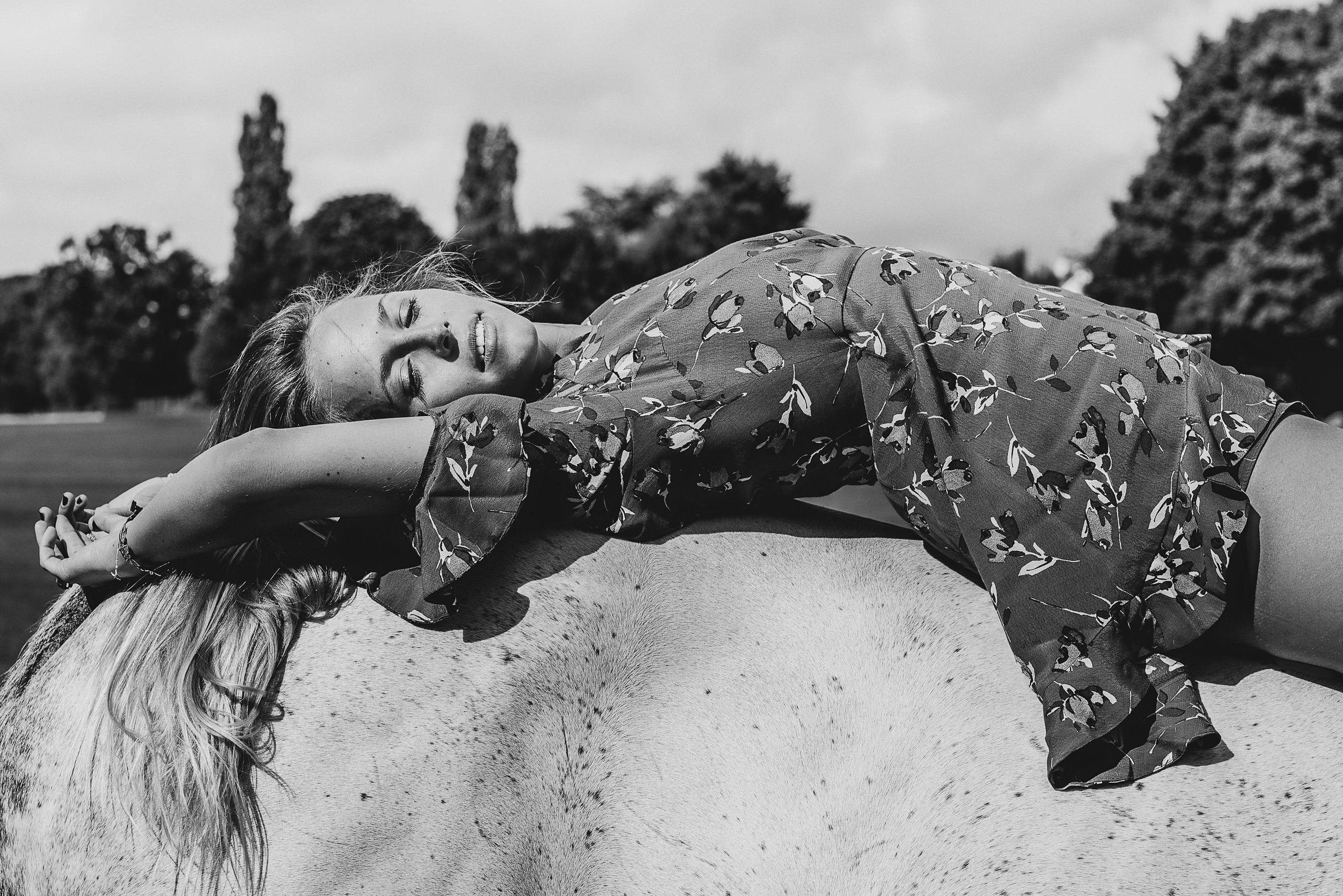 Portrait & horse photographer based in Chantilly, France