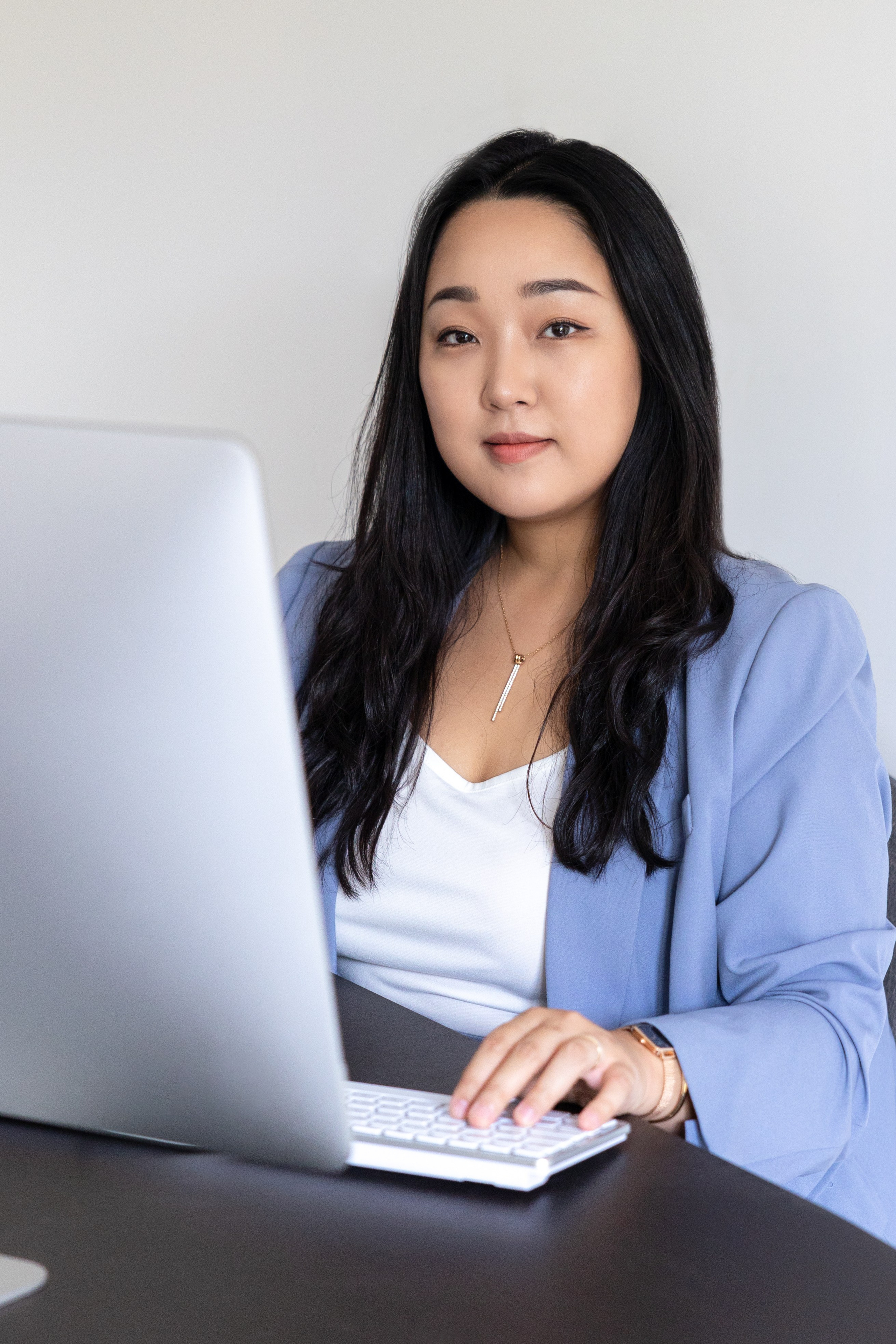 Personal brand photoshoot for Eve in Plaisans-du-Touche. Евгения Смирнова — фотограф в Тулузе и юго-западной Франции