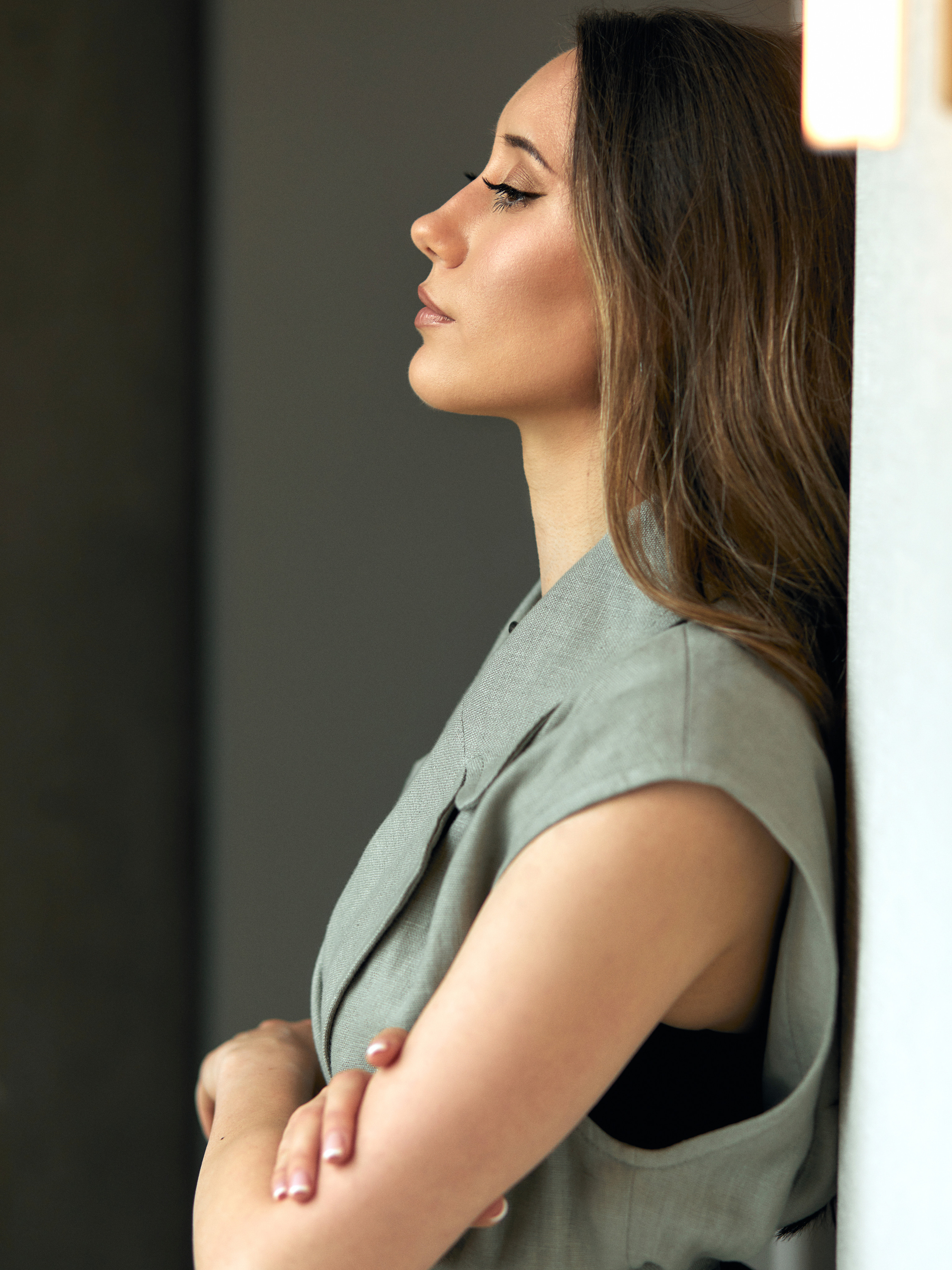 Photoshoot Indoors in Frankfurt. Photographer in Frankfurt Evgeniia Dubrov