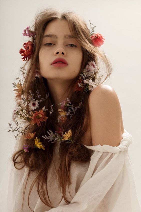 Ideas for photos with flowers. Wedding and portrait photographer in Beograd Ekaterina Makedonskaya