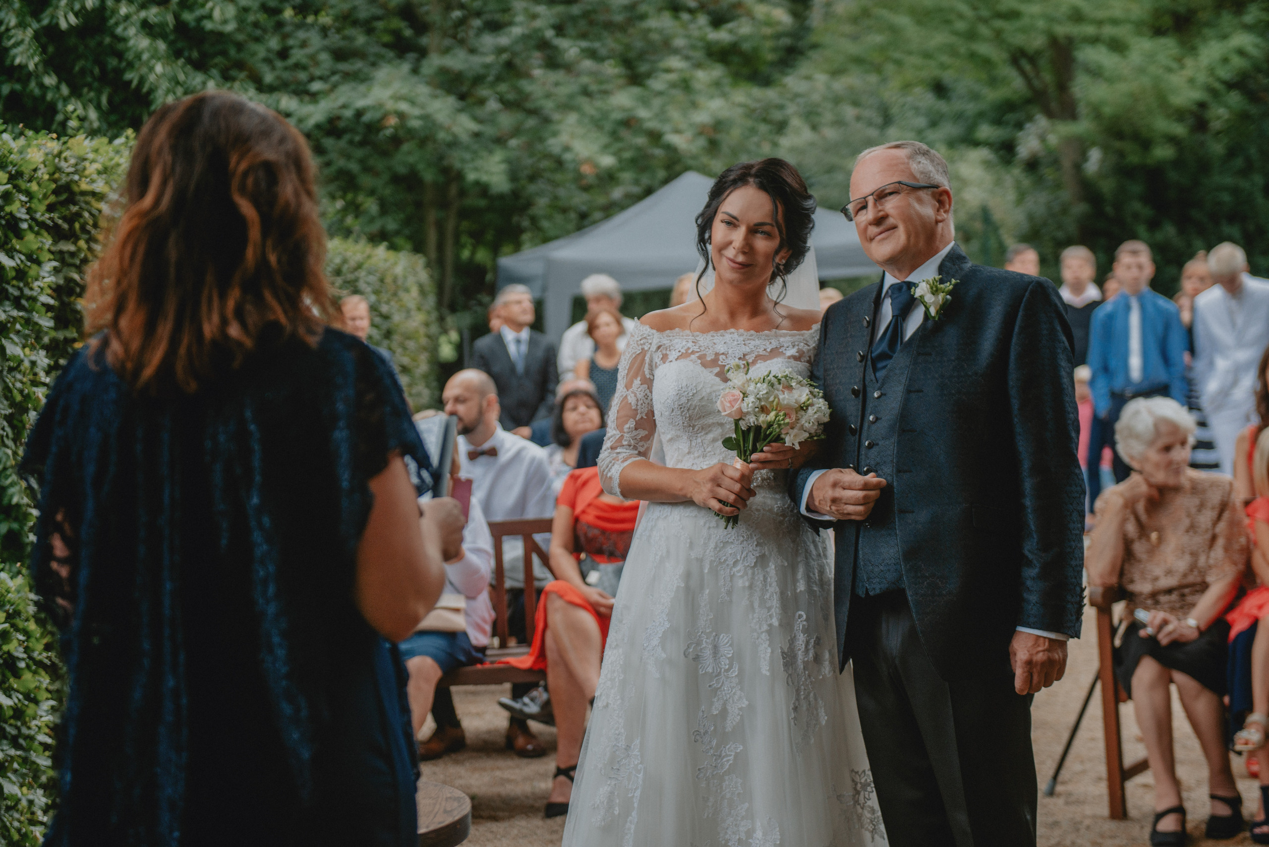 Ceník svatebního focení v Praze a České republice. Profesionální fotografka v Praze Anastasia Haritonova