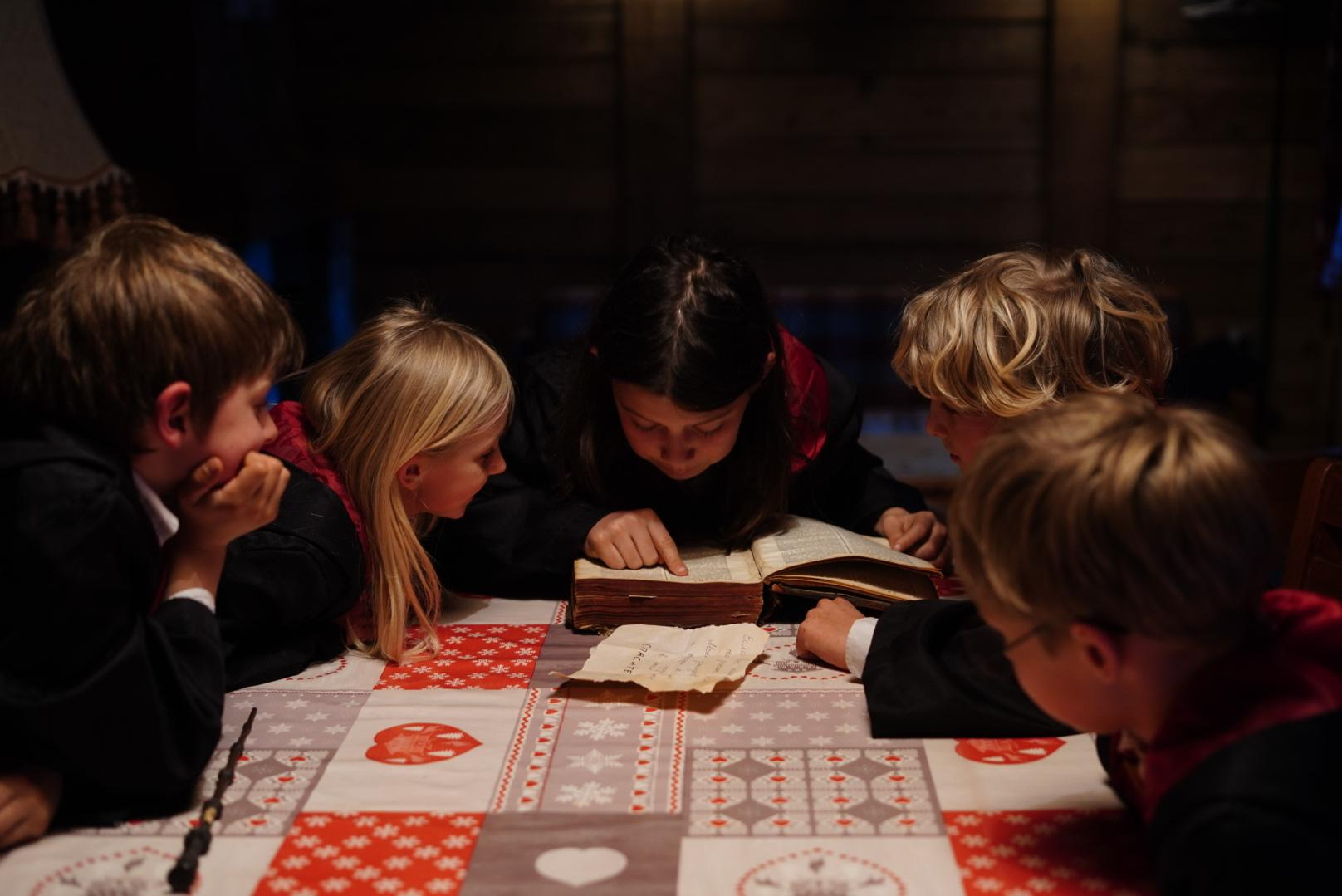 Семейный лагерь «Волшебники на каникулах». Семейные лагеря в Европе с Ниной Янечковой и Ириной Зиновьевой