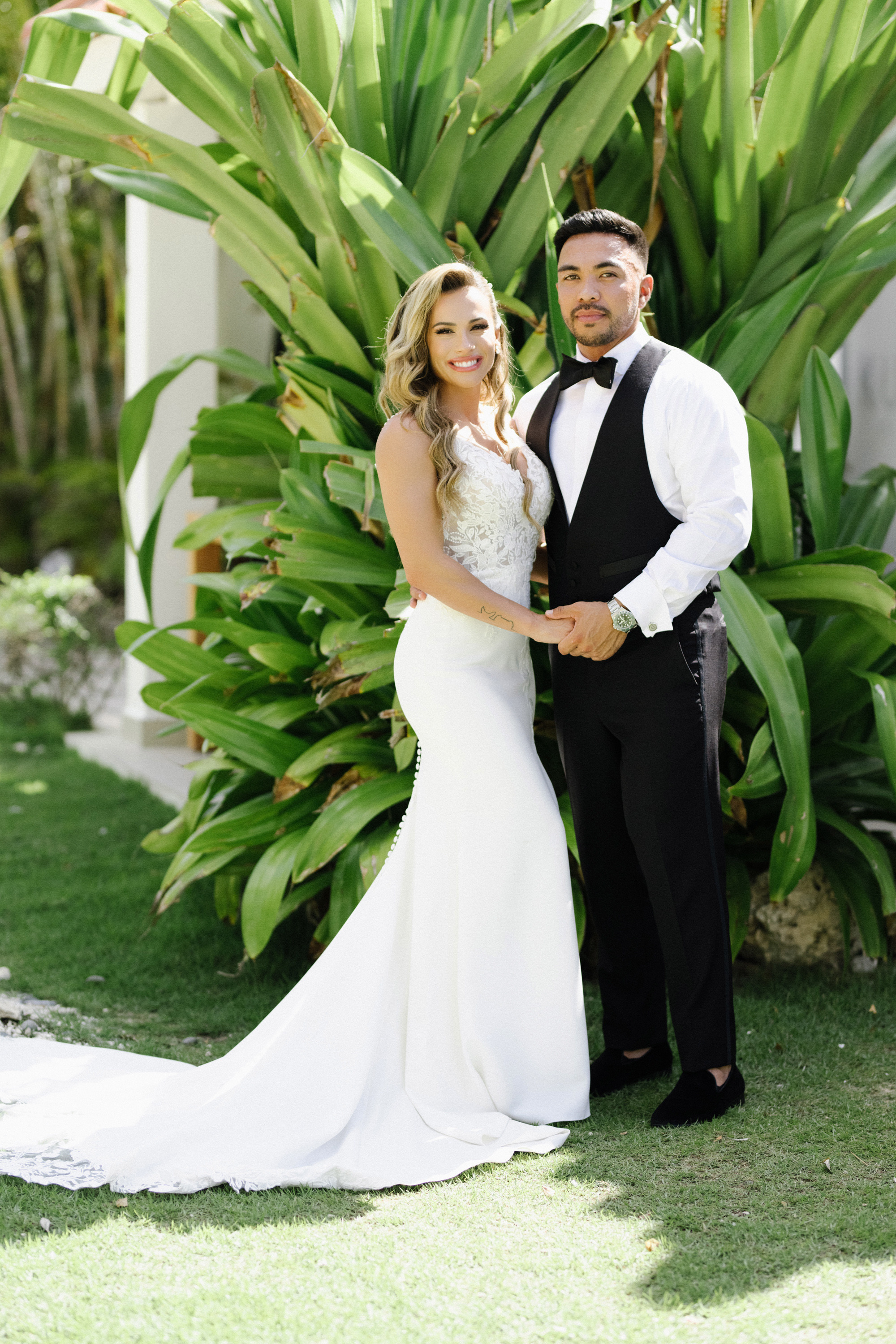 Kukua Beach Club and wedding packages
