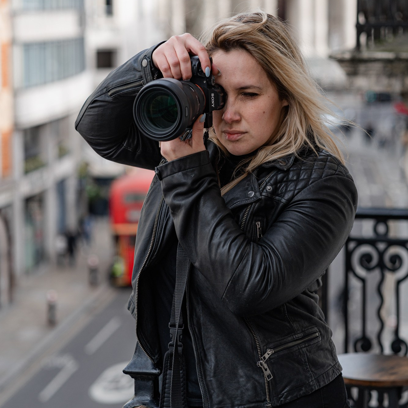 Contact. Tonya Kyrylenko photographer in London