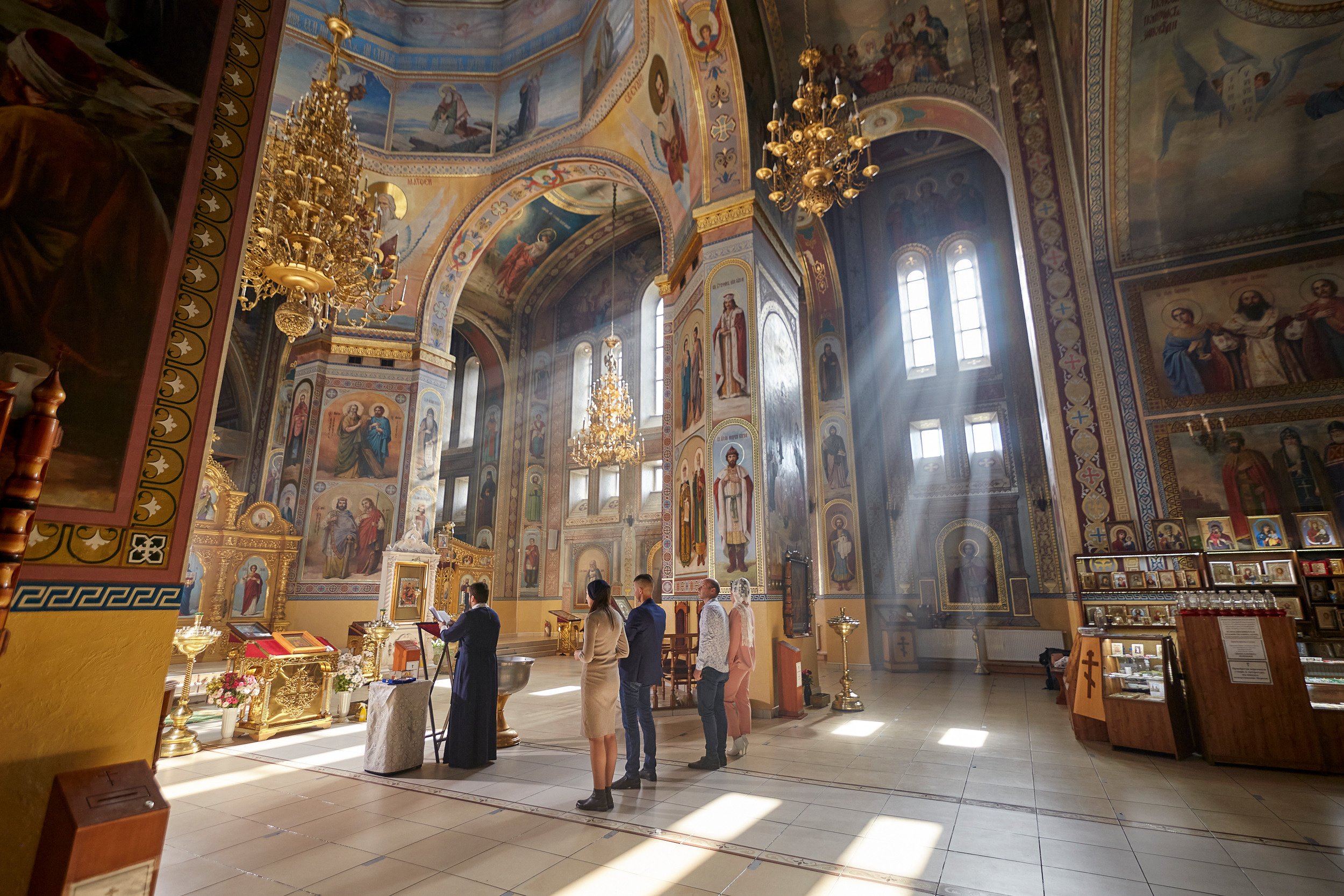 Услуги. Дмитрий и Каролина Тофан