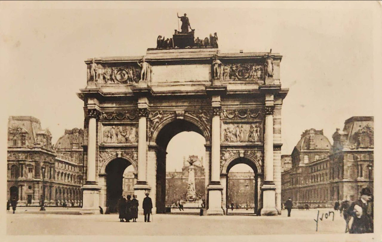 Stara pocztówka: Victor Hugo z wnukami. Fotografka, kolekcjonerka starych pocztówek i twórczyni opowieści na styku przeszłości i życia osobistego. Irina Dainakova