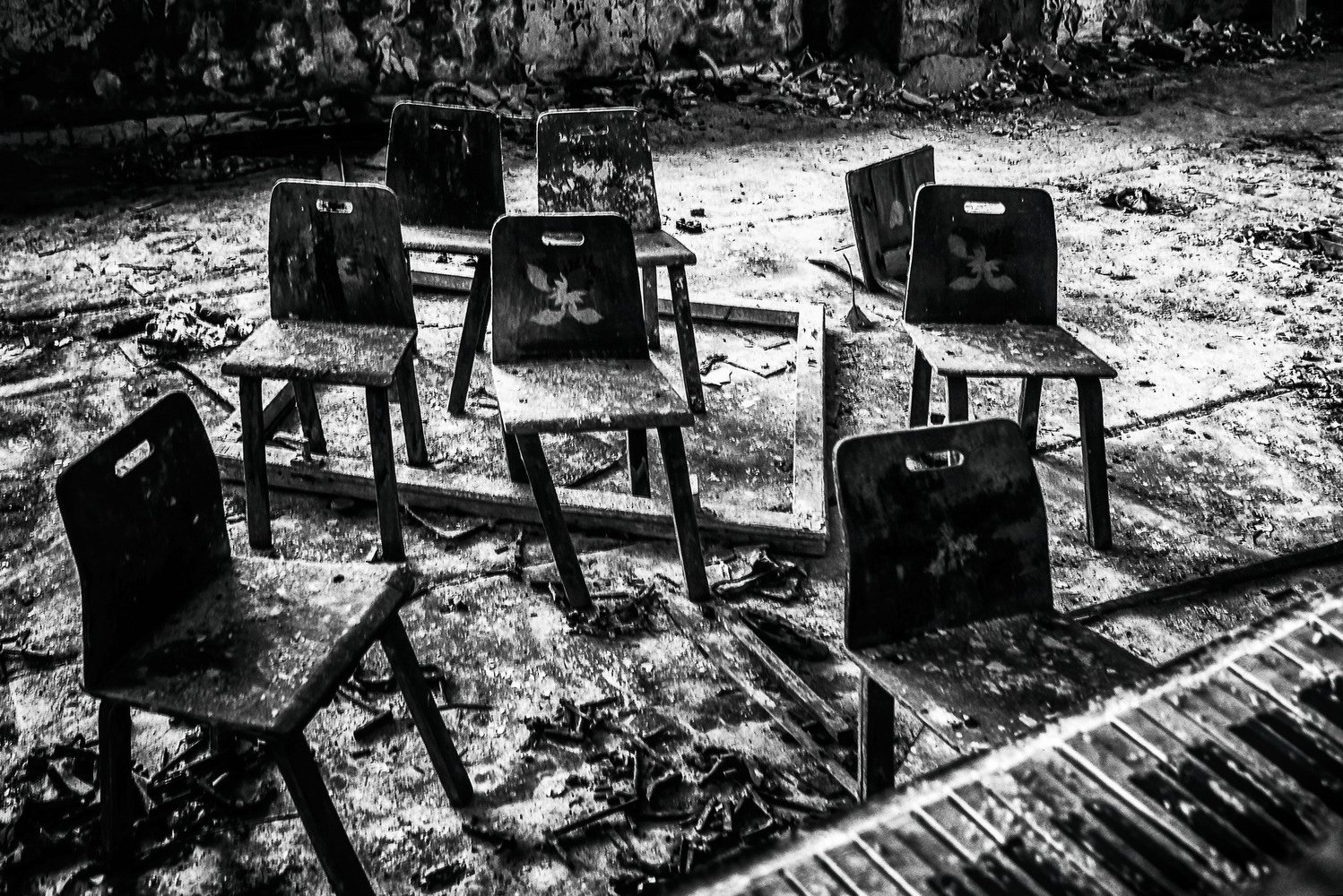 «ОСТАВЛЕННЫЙ» — город Припять после аварии на Чернобыле. Фотограф, коллекционер винтажных открыток и создатель историй на пересечении прошлого и личного. Ирина Дайнакова