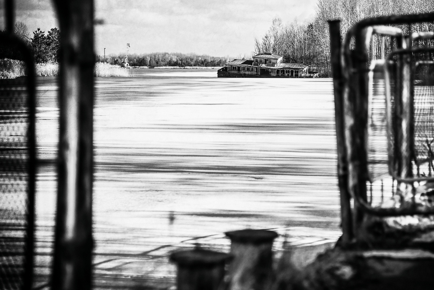 «ОСТАВЛЕННЫЙ» — город Припять после аварии на Чернобыле. Фотограф, коллекционер винтажных открыток и создатель историй на пересечении прошлого и личного. Ирина Дайнакова