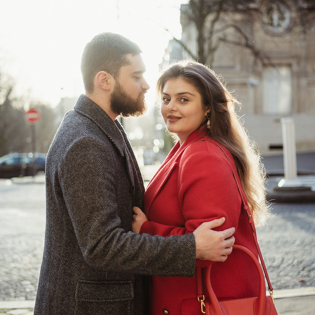 Couple shooting. Photographer in Paris Yulia Shkadina | Couples, engagement, pre-wedding, individual photo-shoots in Paris at the best locations