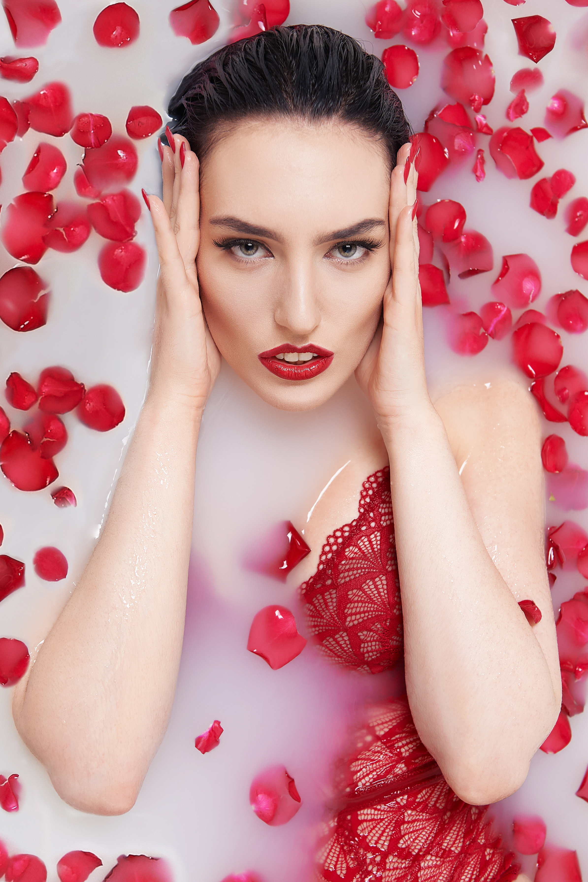 photoshoot, bath, milk, flowers, girl
