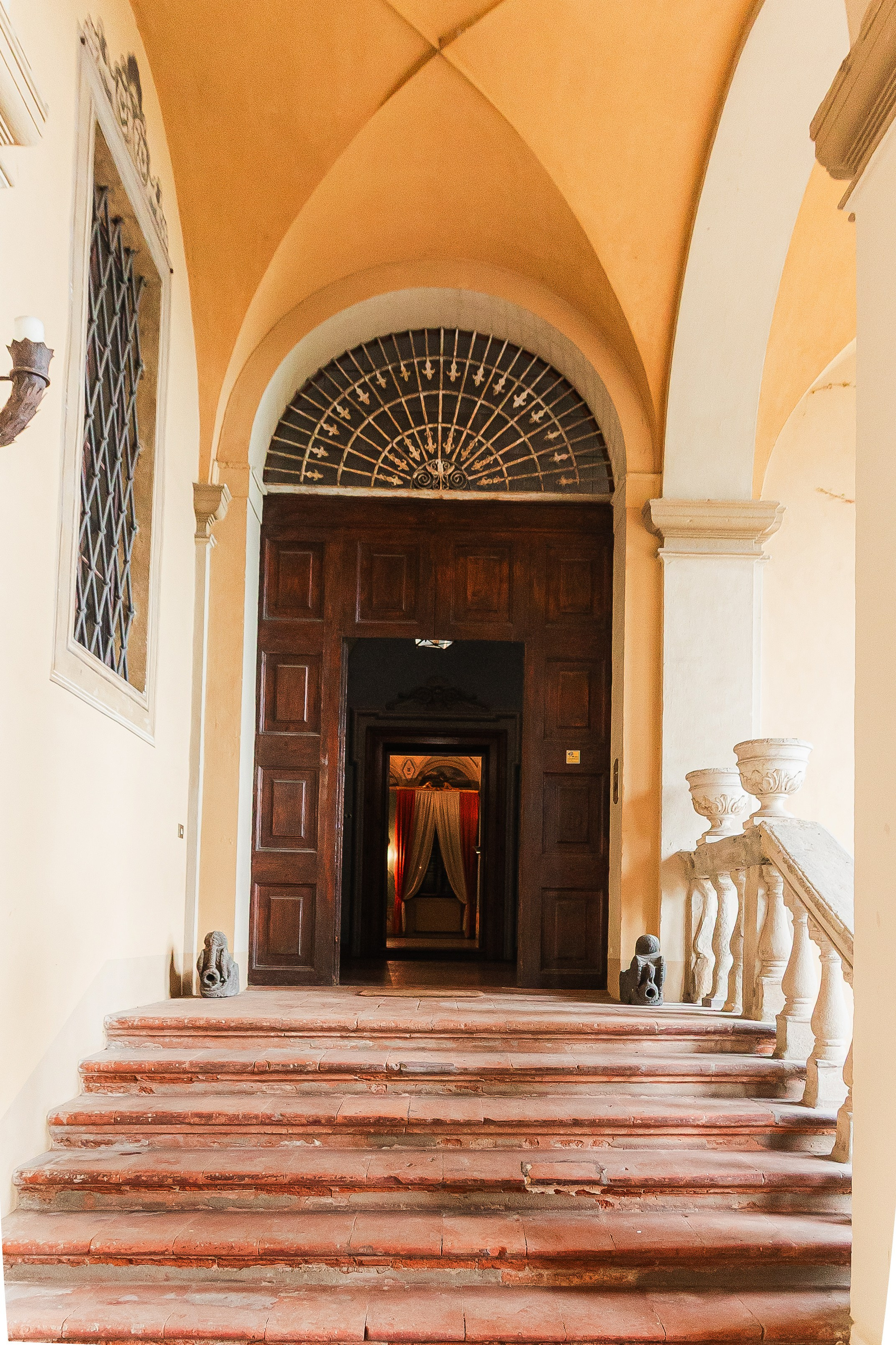 Villa Coccapani Pignatti Morano. Wedding and elopement photographer Italy Tuscany Como Milan Pavia Marija Galaka