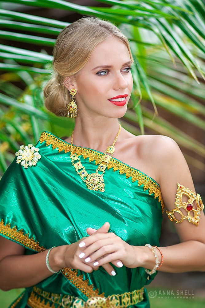 Dress for rent. Wedding on Koh Samui, Thailand