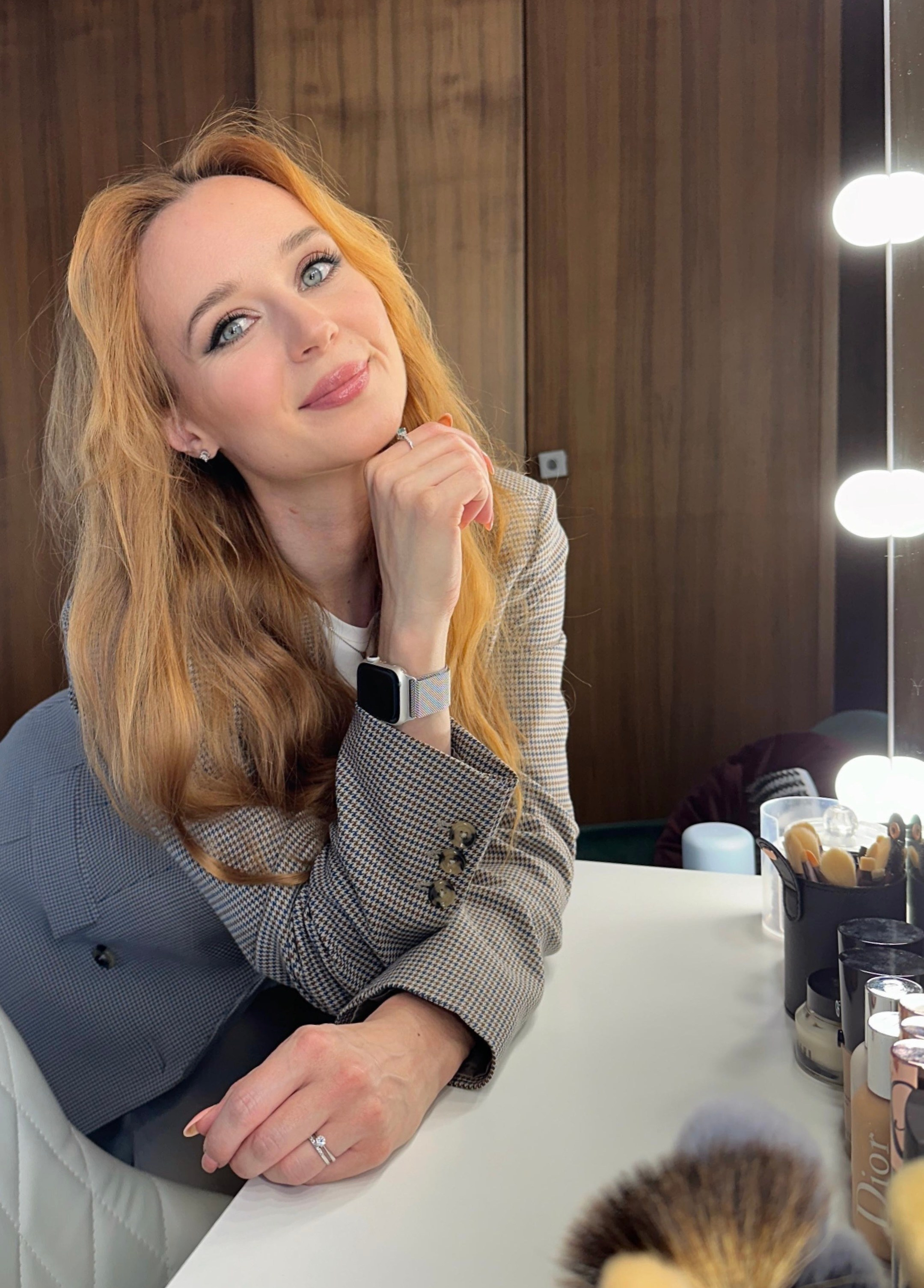 Hair and Make Up Artist in Switzerland