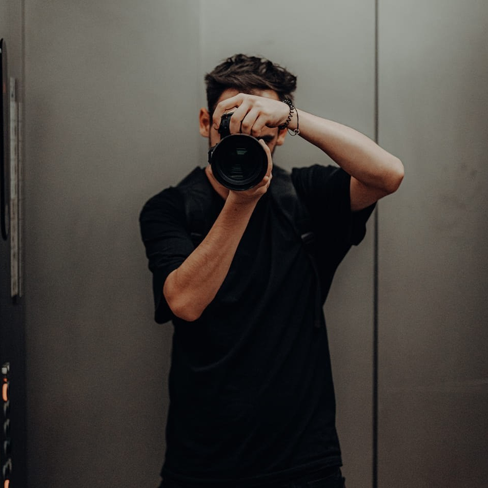 Contact. Creativeiso.ro