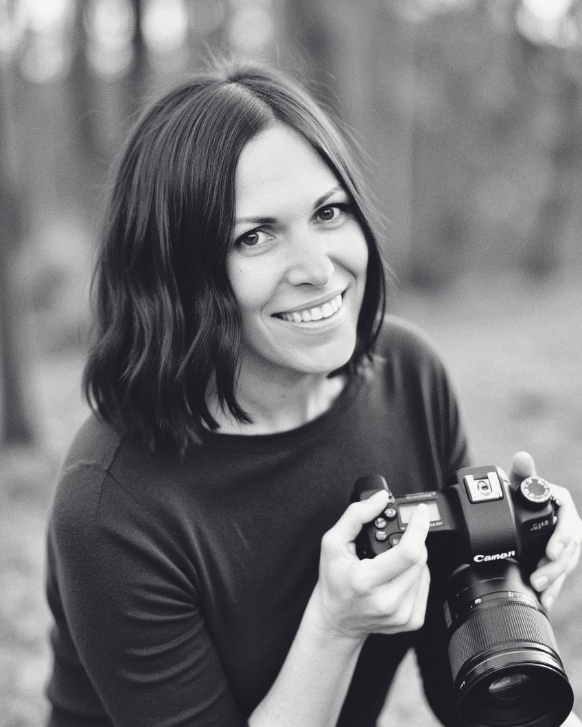 Vacation & Portrait Photographer in Puglia and Rome | Romantic Photo Walks in Italy