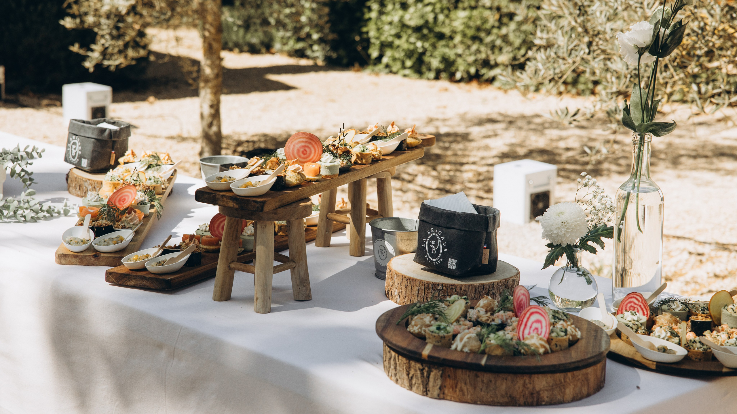 Wedding photography in France. Eugenie Smirnova — wedding, corporate and lifestyle photographer in Toulouse and Southwest France