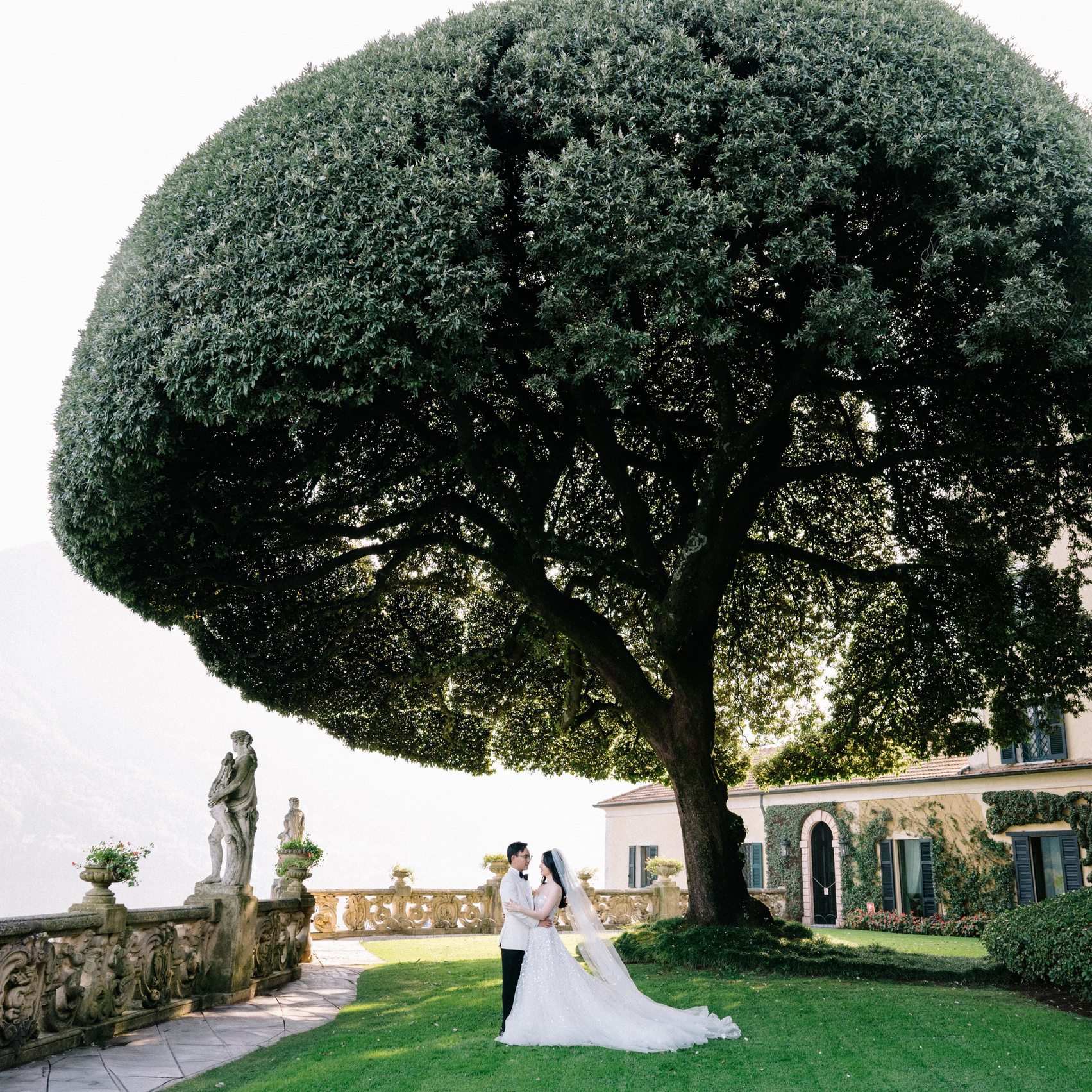 ABOUT ME. Lake Como Photographer — Proposal | Wedding | Elopement