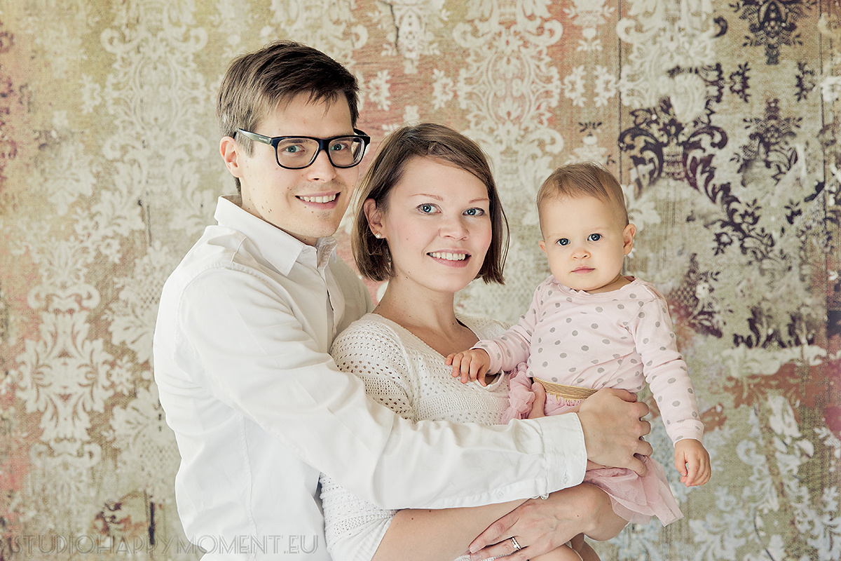 Yksivuotiaan kuvaus studiossa