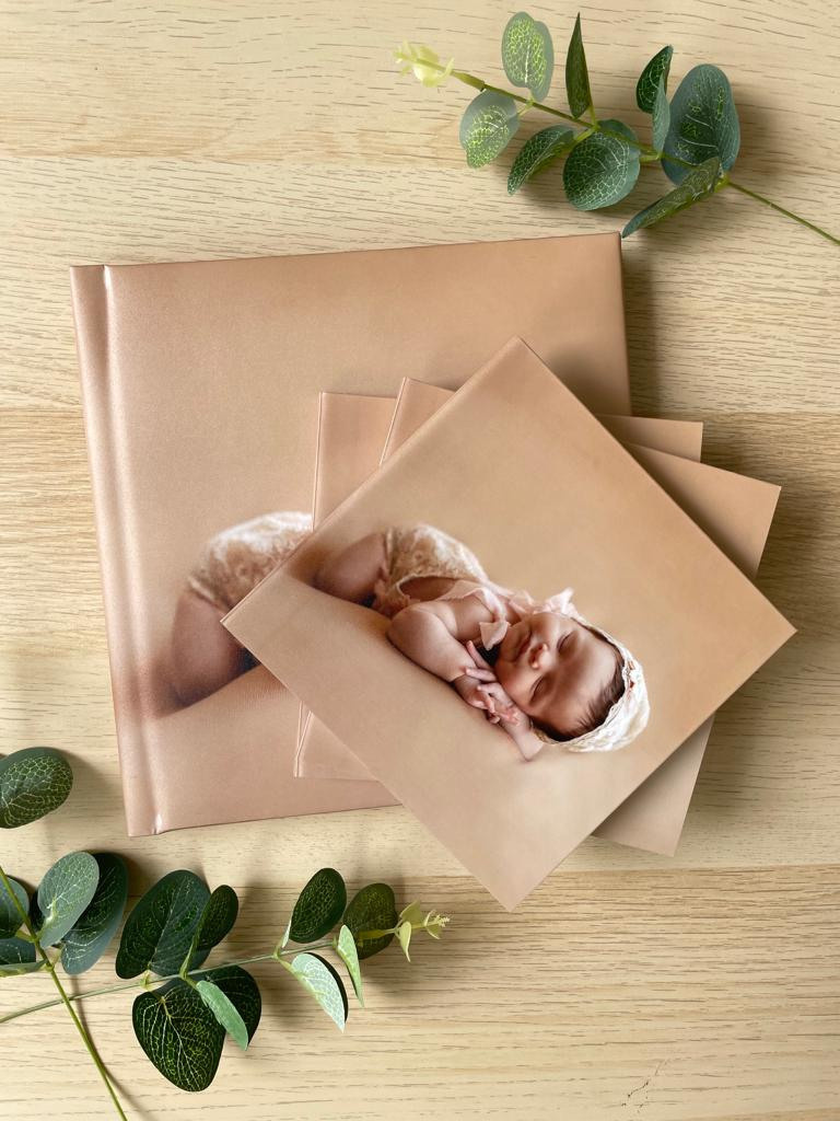 Newborn * Recién Nacidos. Fotografía de Eventos, Embarazo y Familiar en Pirineos