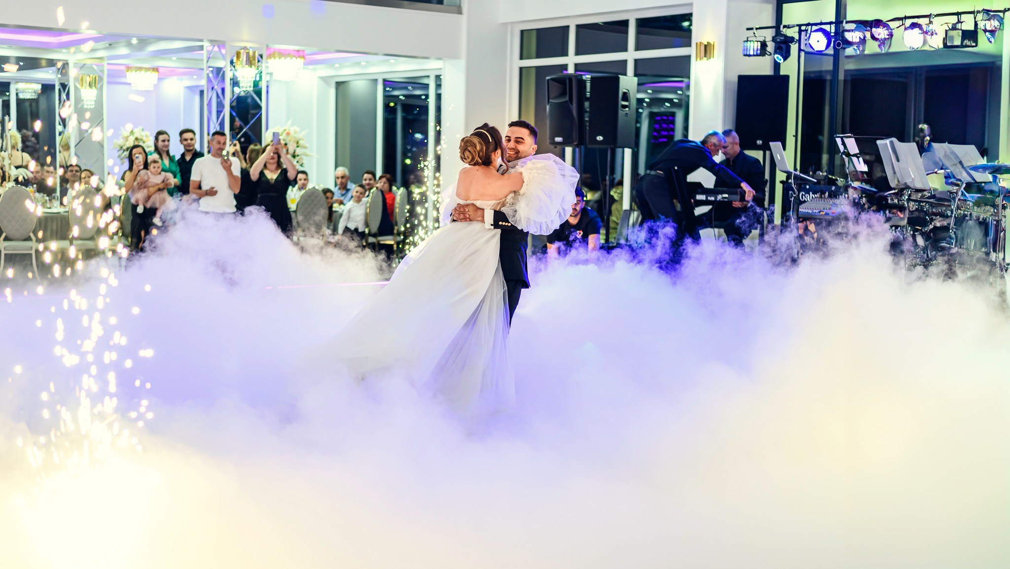 Sabin Florin Fotograf Nunta ( Nunta Dragasani Adriana & Gabriel)