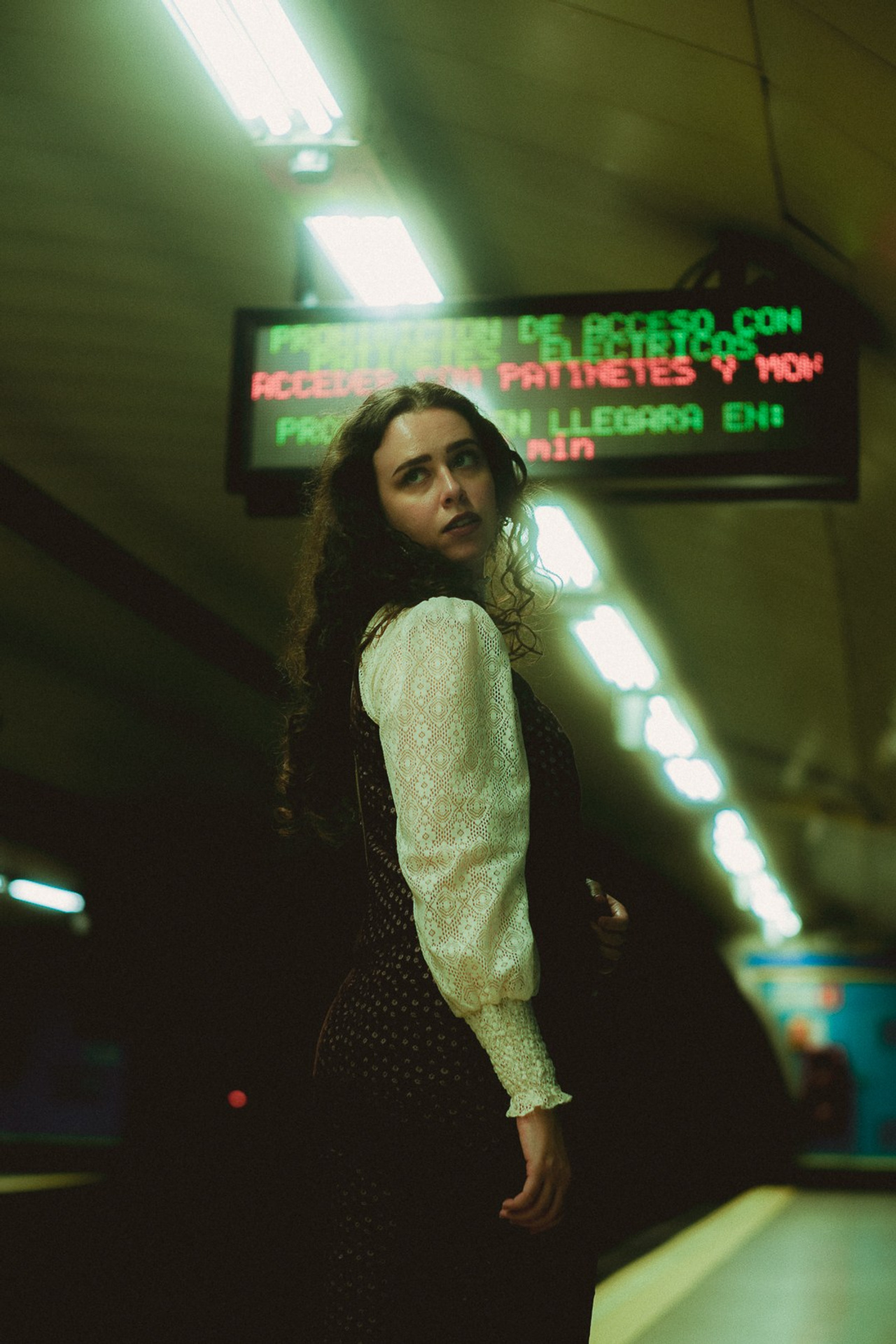 Sesión de fotos en Templo de Debod en primavera. Carlos Medina Fotógrafo de retratos ubicado en Madrid, España