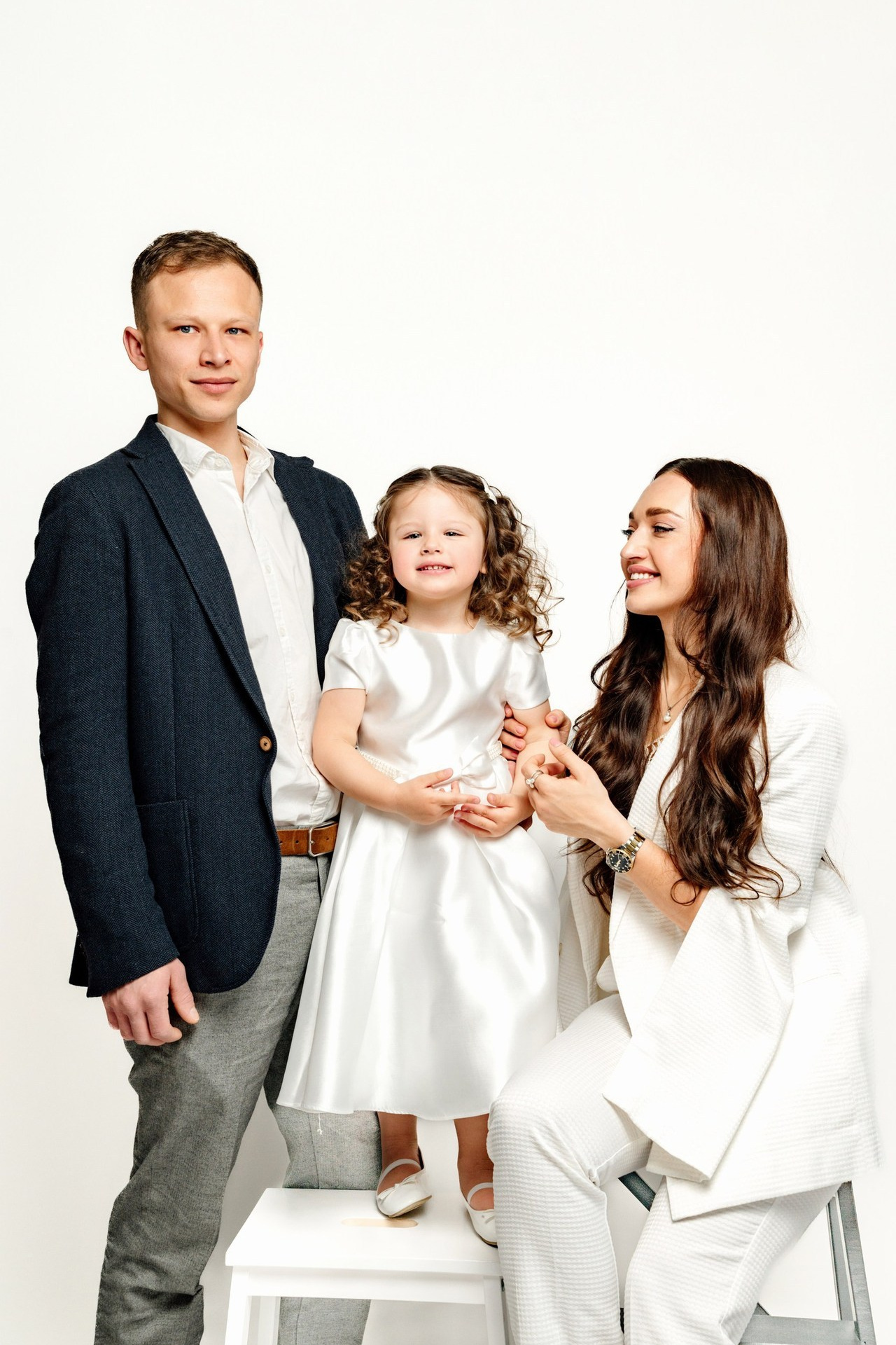 REVIEWS. FAMILY AND WEDDING PHOTOGRAPHER IN LONDON MARINA RIVA