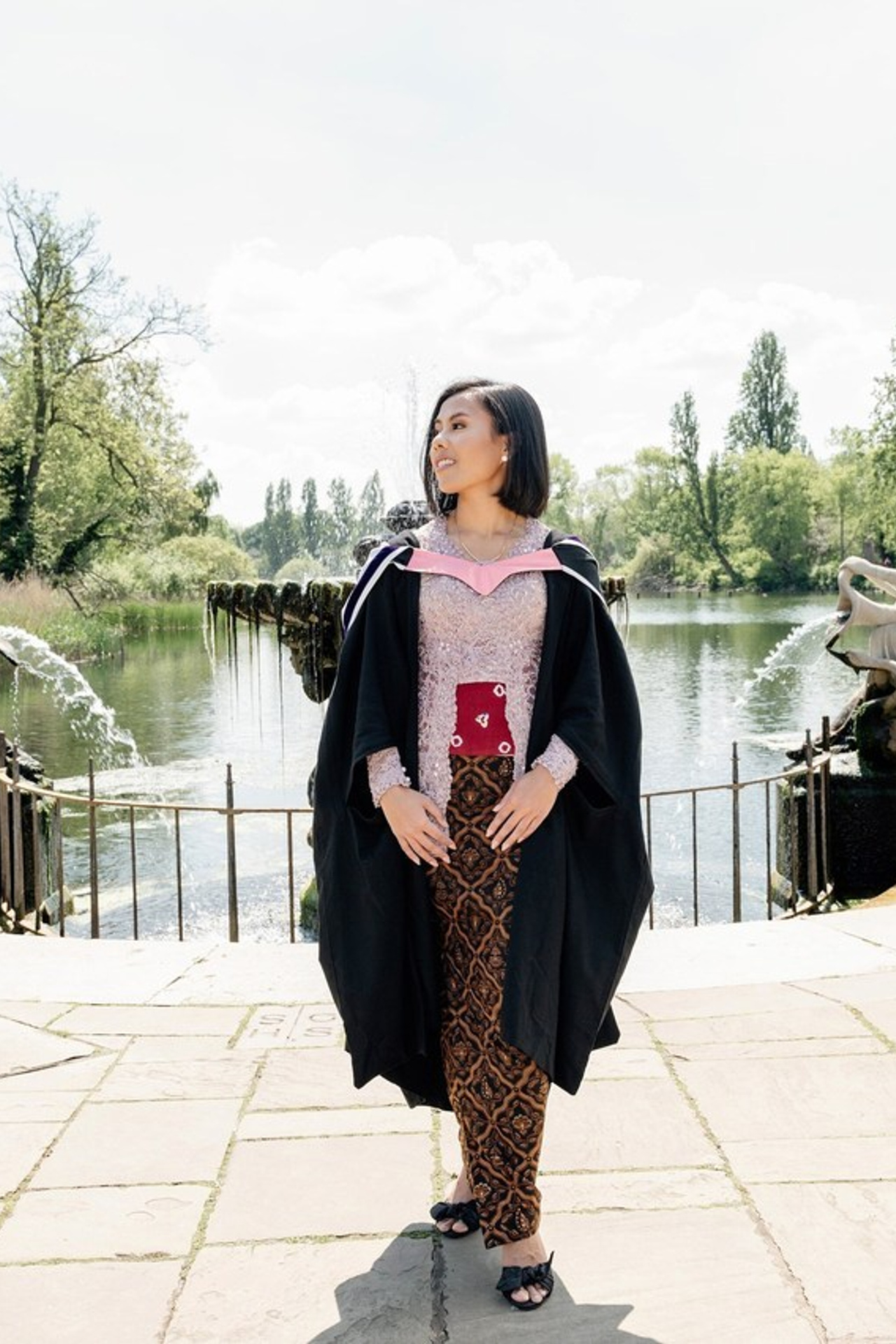 REVIEWS. FAMILY AND WEDDING PHOTOGRAPHER IN LONDON MARINA RIVA