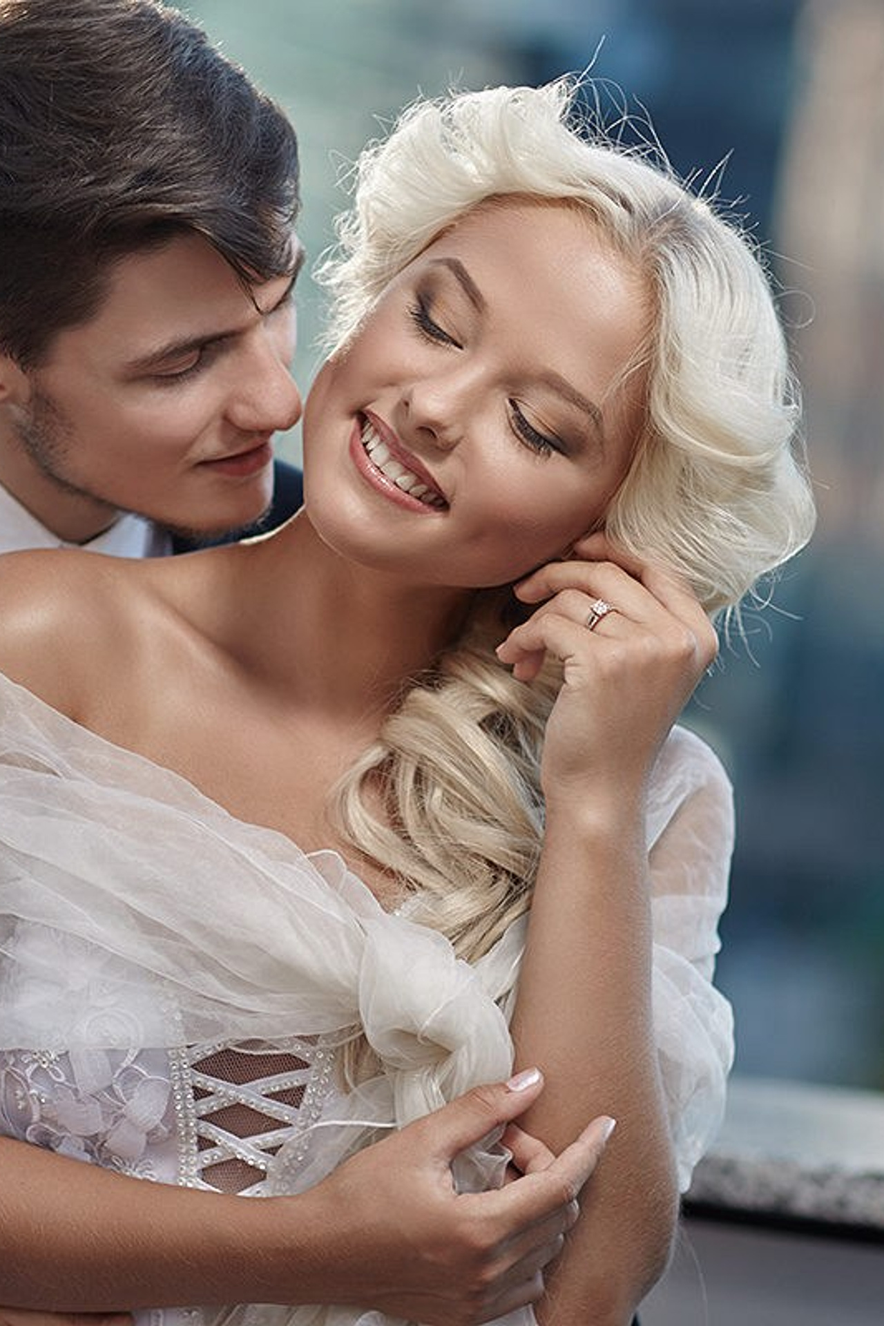 Étreintes solaires: Mariage d’été aux couleurs de Moscou. Photographe professionnelle de la ville d’Auxerre - Ekaterina Mathieu