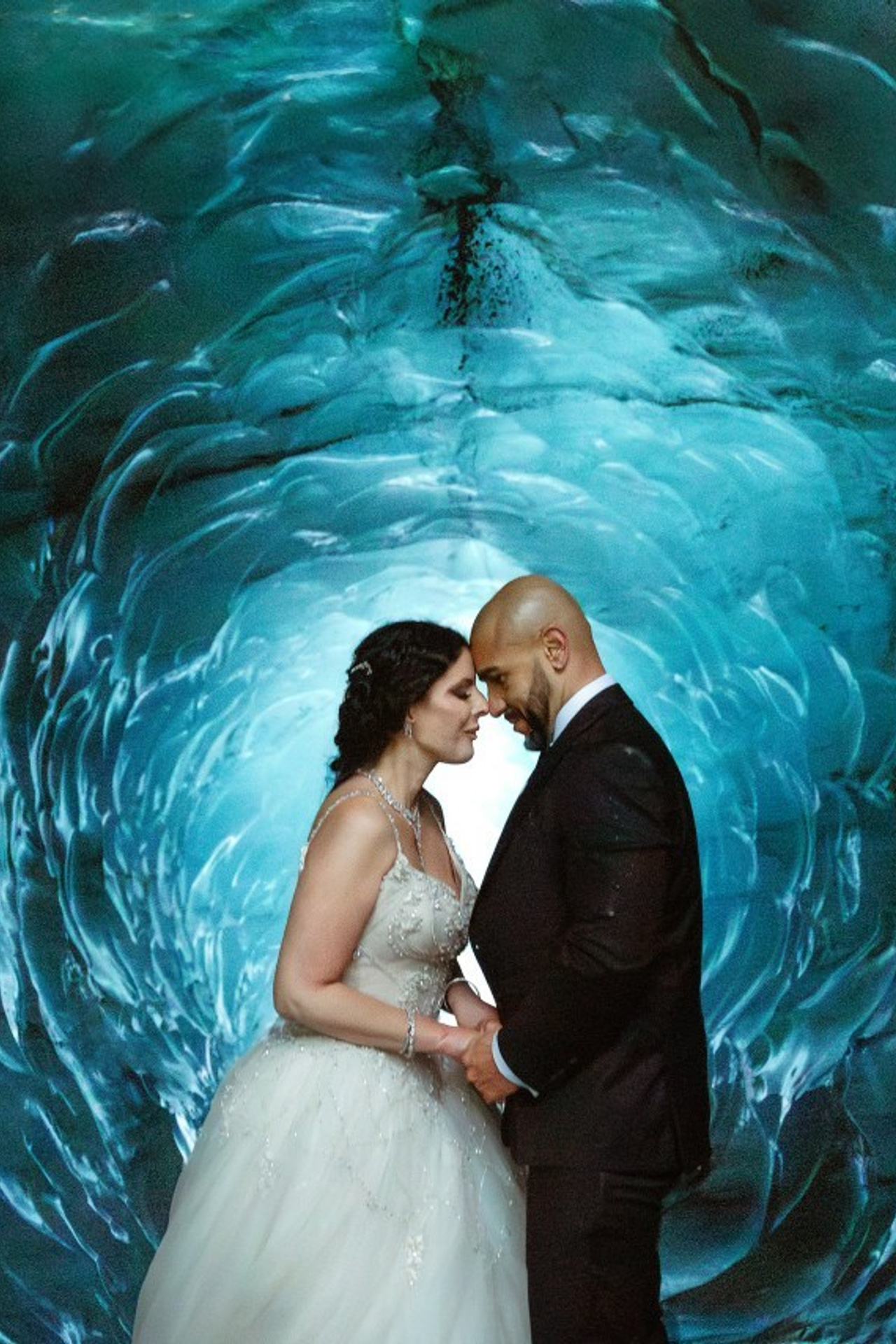 Reviews about Iceland wedding photographer. Iceland elopement photographer & videographer