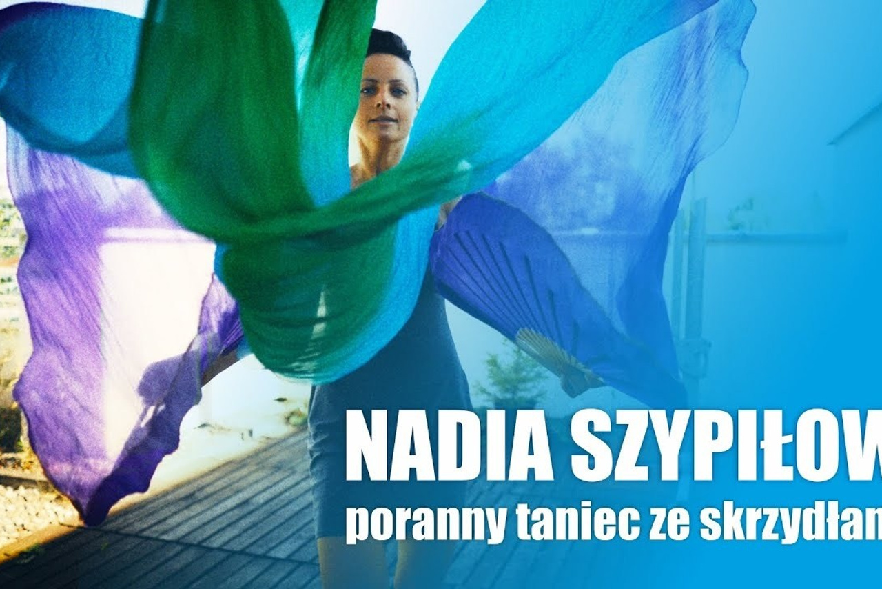 NADIA SZYPIŁOW - poranny taniec ze skrzydłami - Improwizacja ruchowa