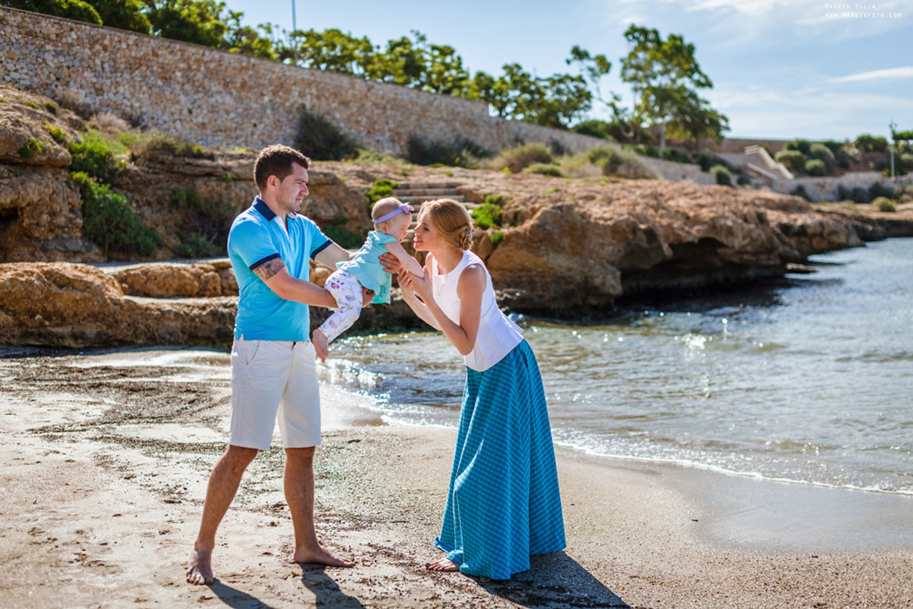 Olya y Dima. SOFIA Y TAILANDÉS