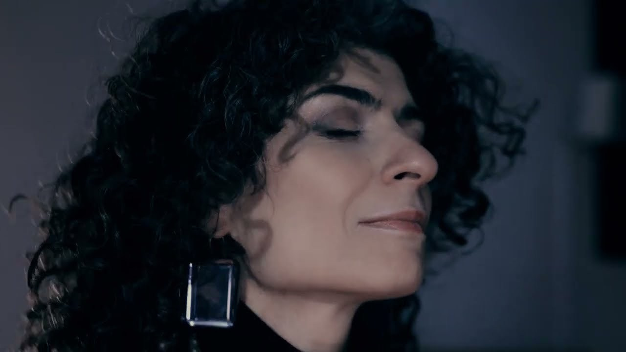 CLIPS. Natalia Bogdanovska. Films et photographie corporate en France