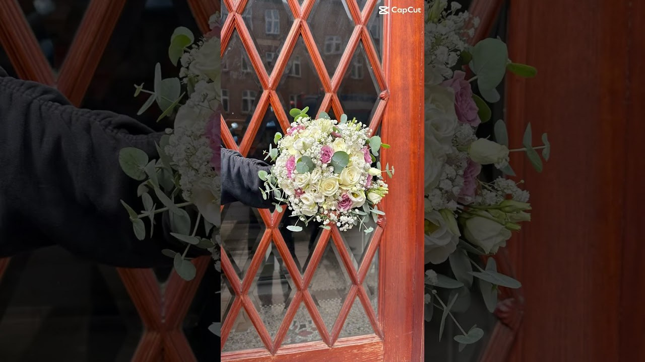 Brudebuketter i Aarhus. Akropolis Blomster | Din døgn blomsterbutik i Aarhus