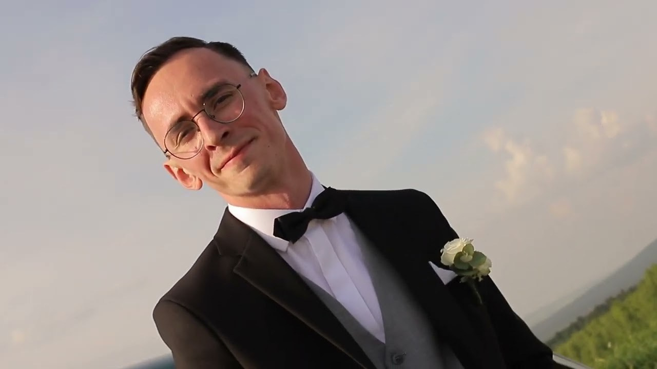 Wedding short clip. Wedding photographer and videographer Europe