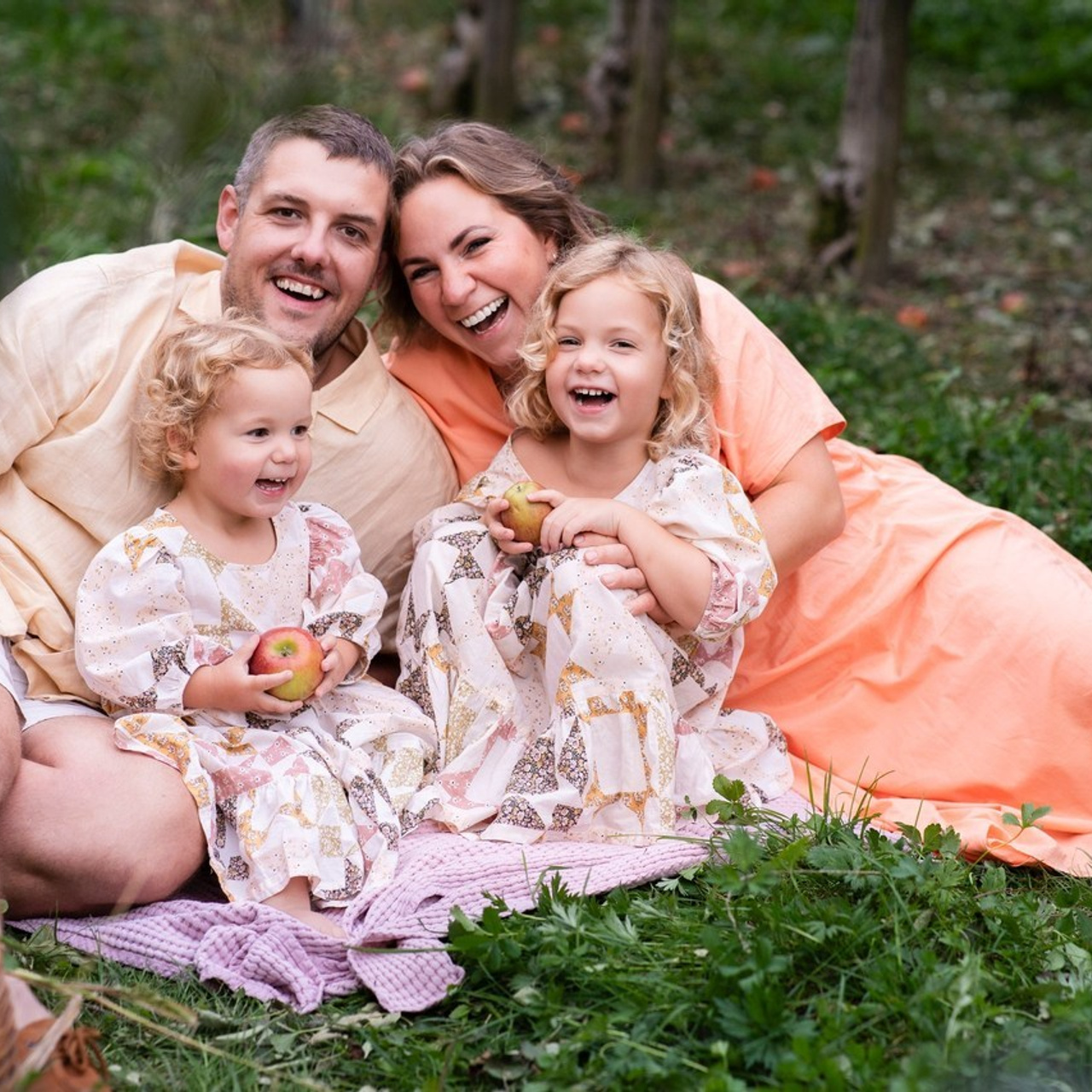 COMMENTS. Nina Janeckova Photographer and Videographer in Bodensee Ravensburg