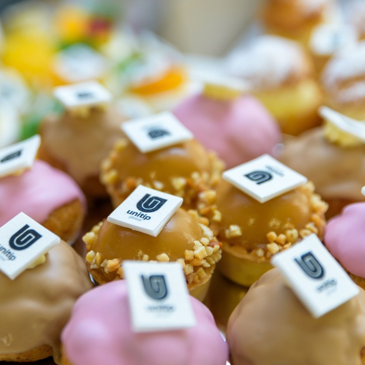 Review clienti. Wedding photographer from Bucharest Eugen Elisei